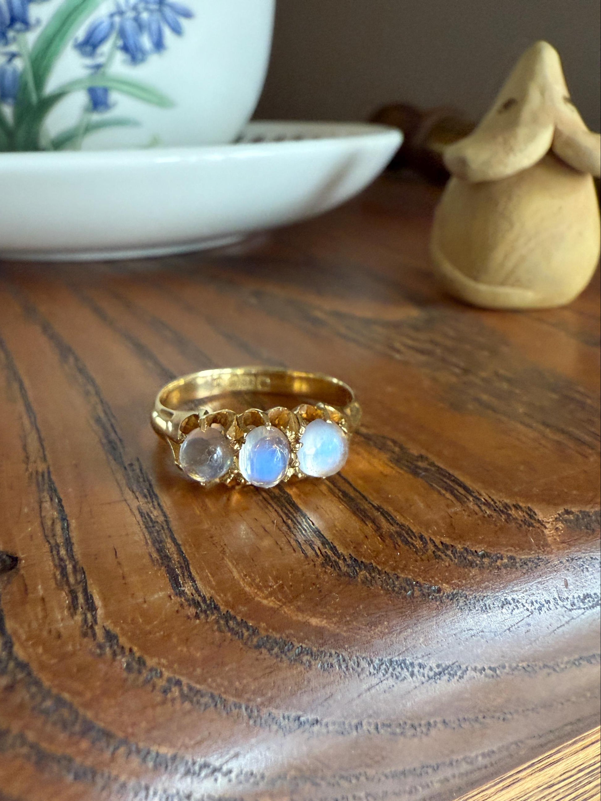 Antique Glowing Blue MOONSTONE Orb Three Stone 18k Gold Belcher Band Ring Man Unisex Stacker