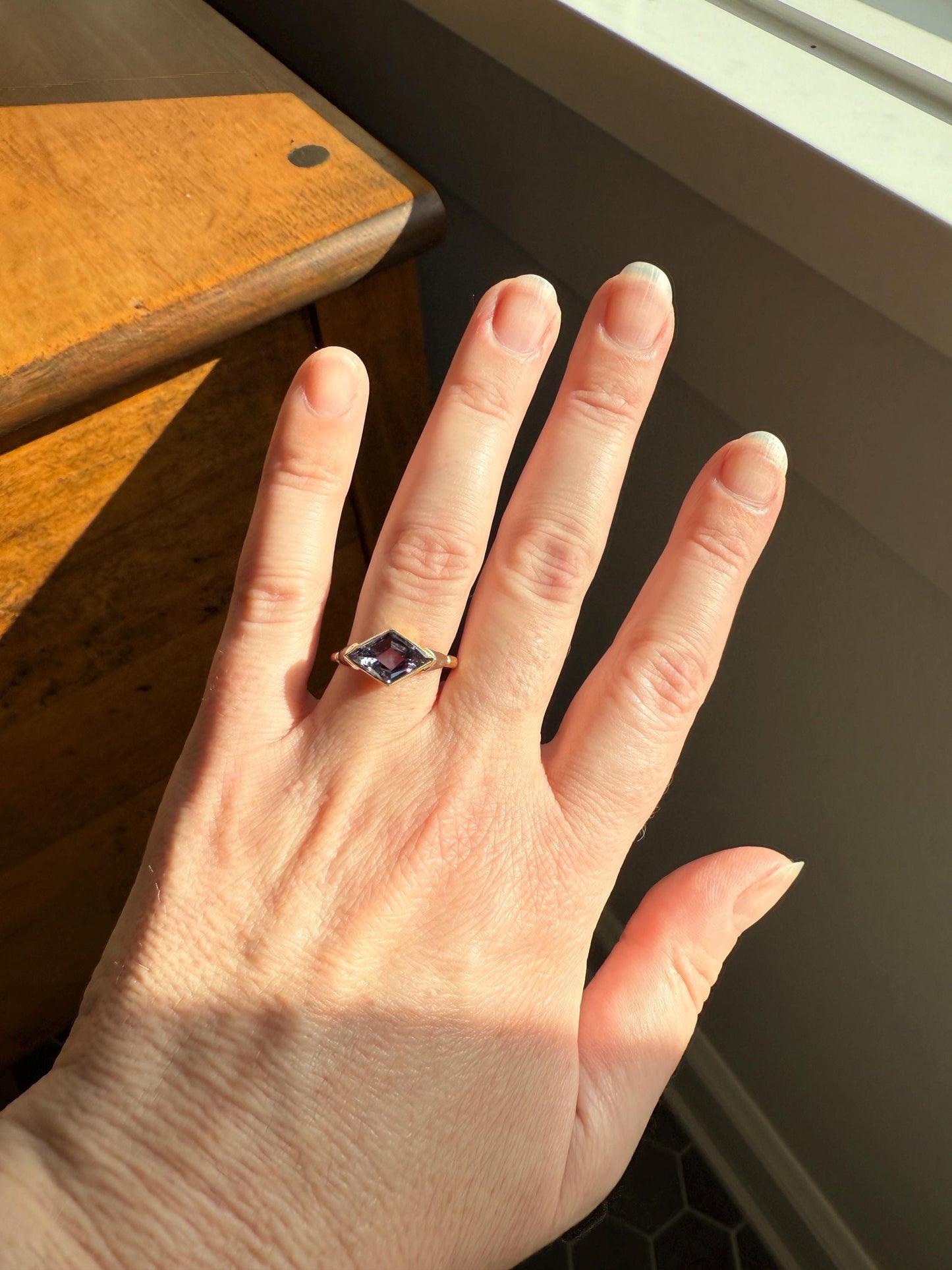 Color Change Indigo Purple SAPPHIRE or Alexandrite? East West KITE Lozenge 18k French Vintage to Art Deco Ring Geometric Stacker Band