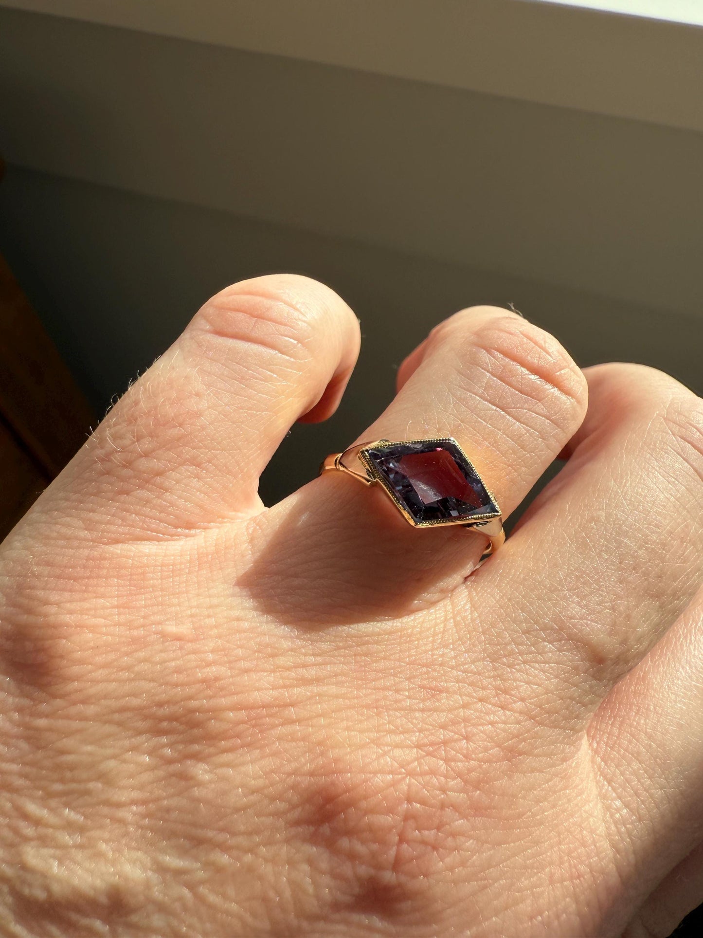 Color Change Indigo Purple SAPPHIRE or Alexandrite? East West KITE Lozenge 18k French Vintage to Art Deco Ring Geometric Stacker Band