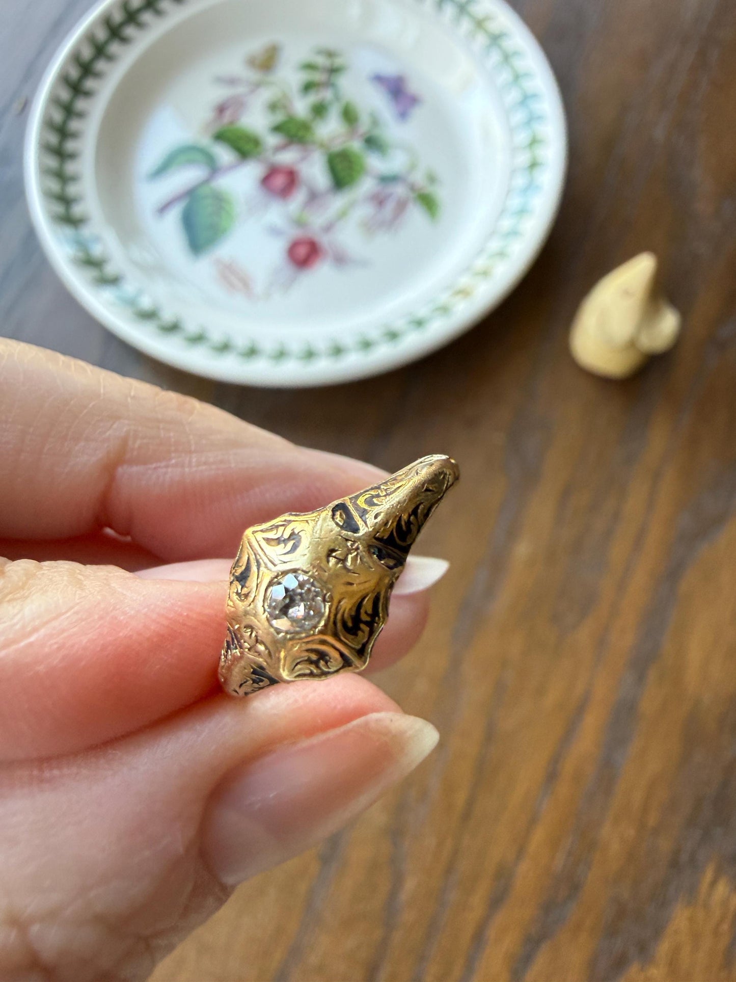 Ornate Floral Hexagon Starburst Old Mine Cut Diamond 18k Gold Ring Domed Floral Black Enamel Victorian Pavilion Band