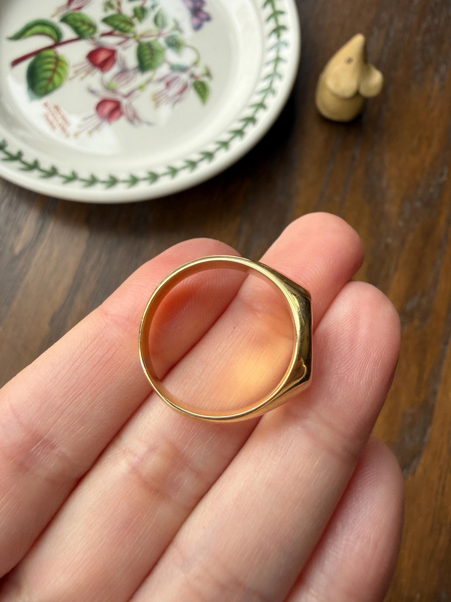 ACORNS True Faith Genuine Trust 18k Gold Count CROWN French Nobility Antique Shield SIGNET Ring Heraldic Crest Chunky Coat of Arm Man Unisex