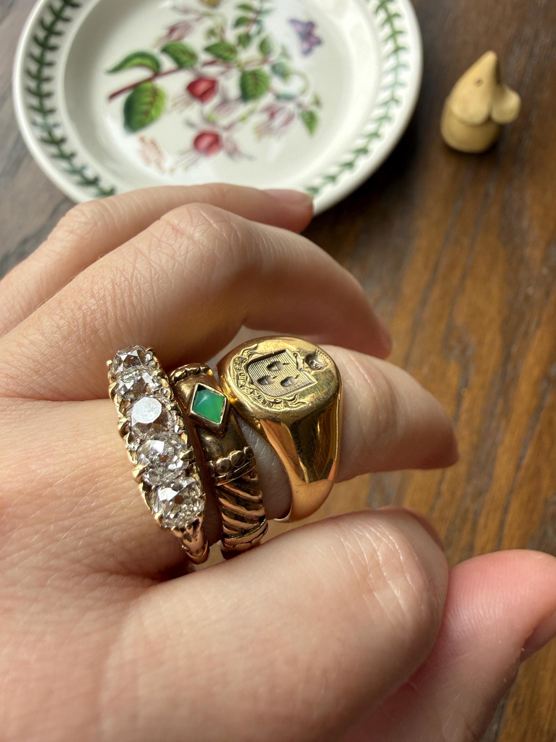 ACORNS True Faith Genuine Trust 18k Gold Count CROWN French Nobility Antique Shield SIGNET Ring Heraldic Crest Chunky Coat of Arm Man Unisex