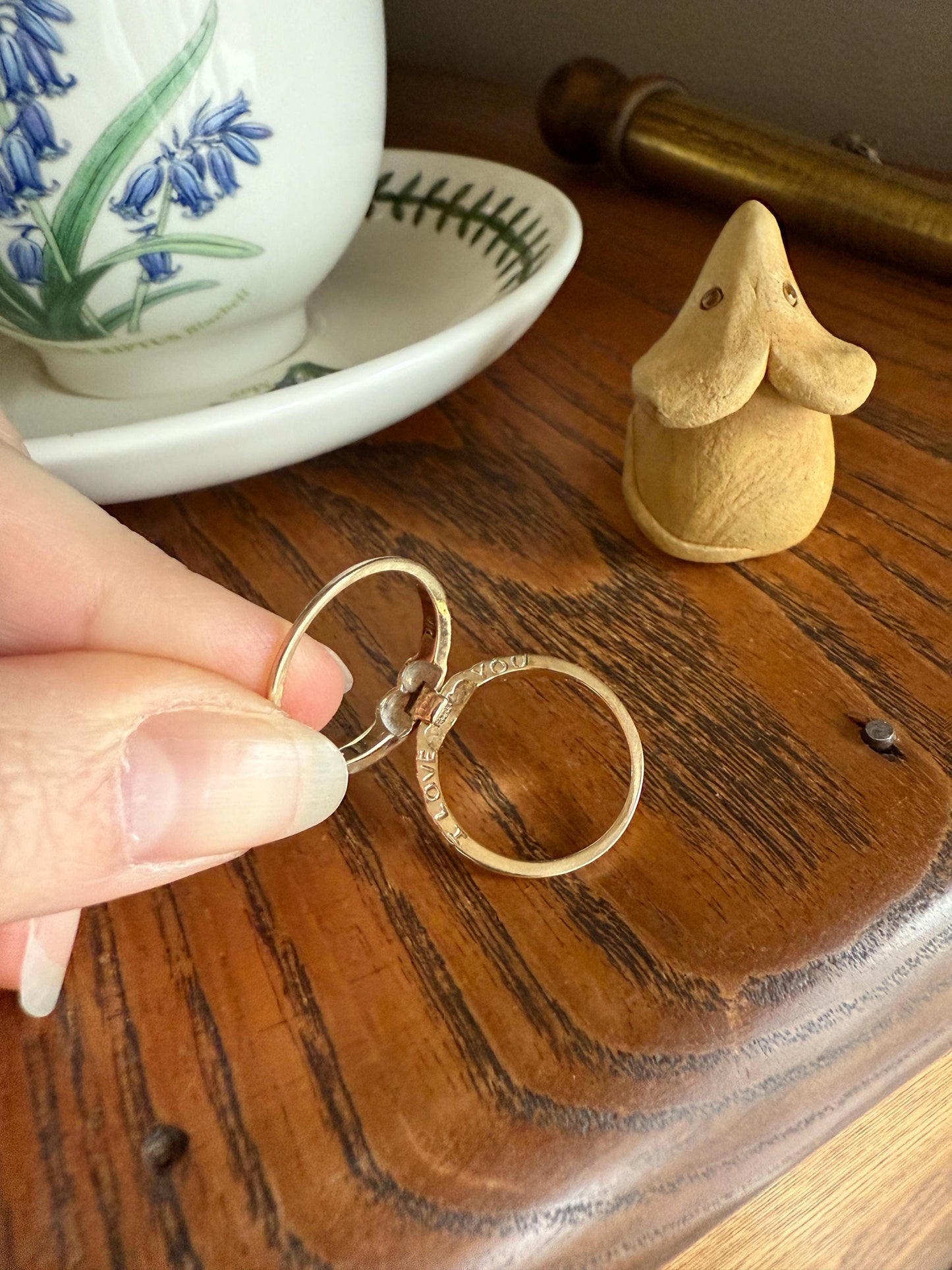SECRET Vintage HEART " I Love You " Two Part Opening 9k Gold Double Band Ring Diamond Hinged Figural Scrolled Shoulders