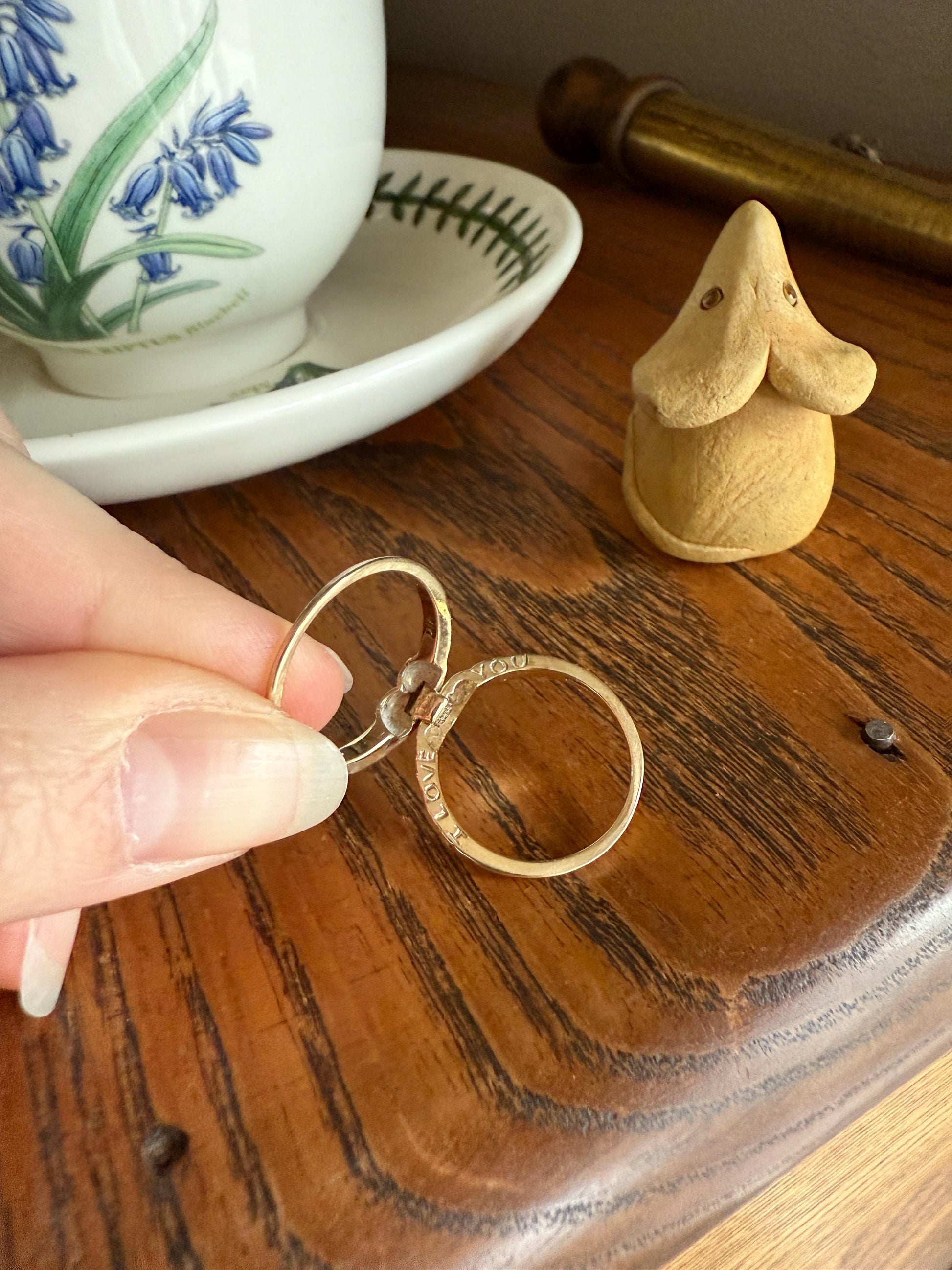 SECRET Vintage HEART " I Love You " Two Part Opening 9k Gold Double Band Ring Diamond Hinged Figural Scrolled Shoulders