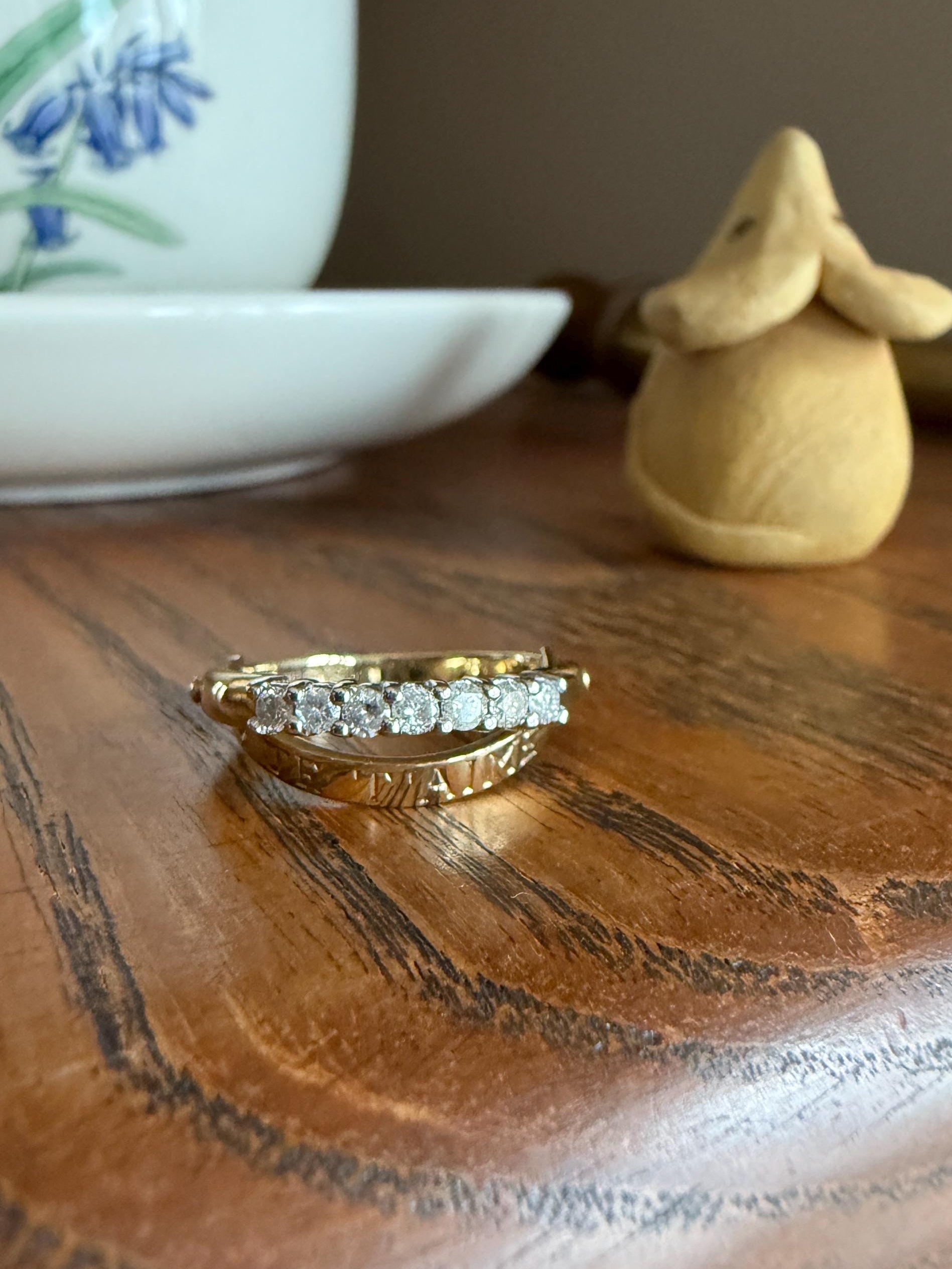 SECRET Je T'Aime Vintage " I Love You " In French Seven Diamond Two Part Hinged 9k Gold Double Band Ring