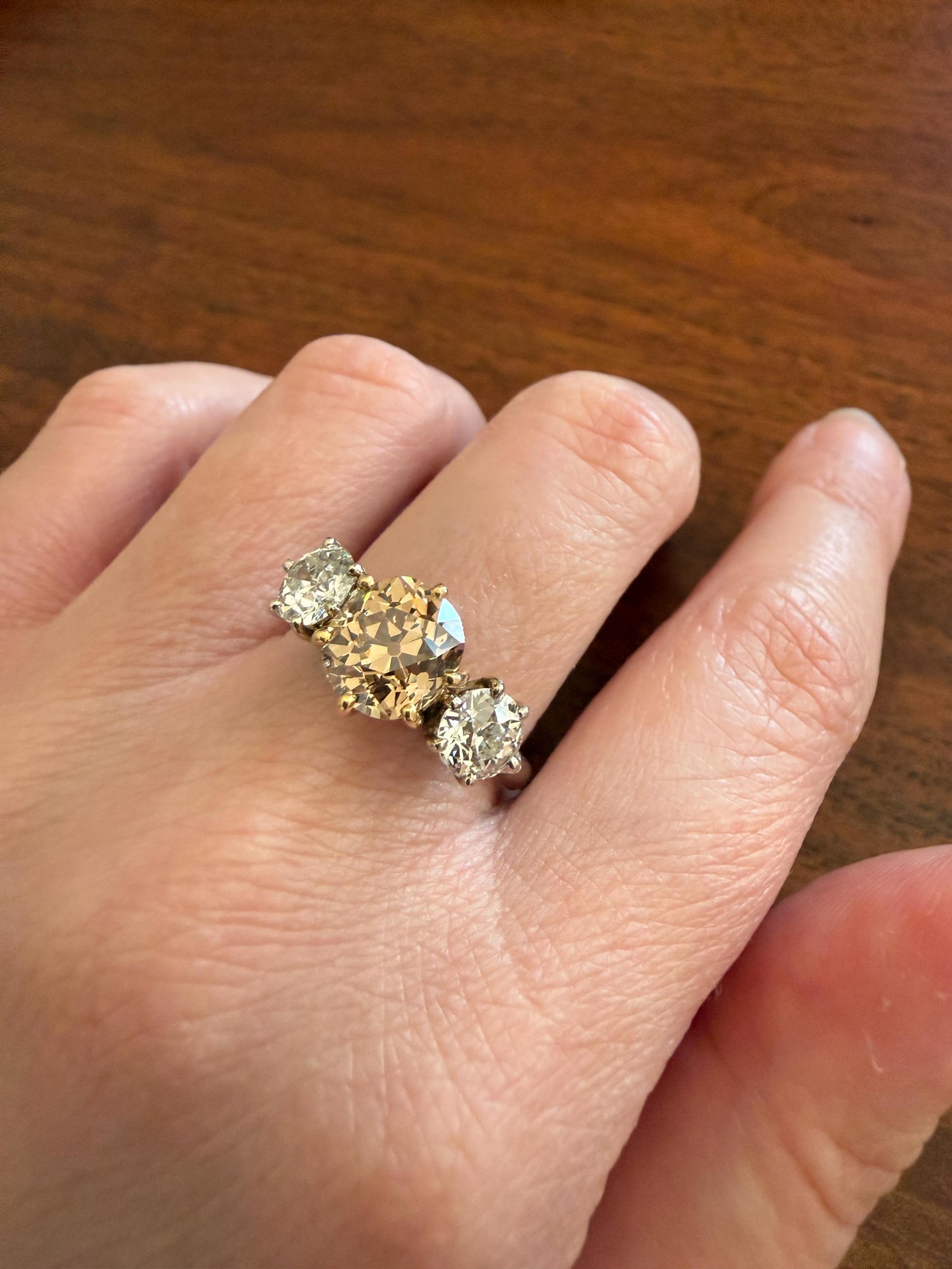 CHAMPAGNE Fancy Light BROWN Cognac Three Stone 3.3 Carats Old Mine Cut DIAMOND Ring 18k Yellow White Gold Vintage Art Deco Tall Stacker Band