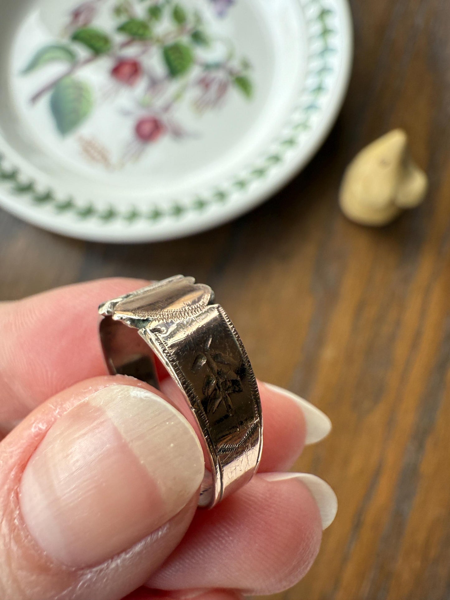 DOUBLE HEART c1896 Figural Sterling Silver & Rose Gold Cased Romantic Peasant Class Wedding Cigar Band Betrothal Ring Stacker Engraved