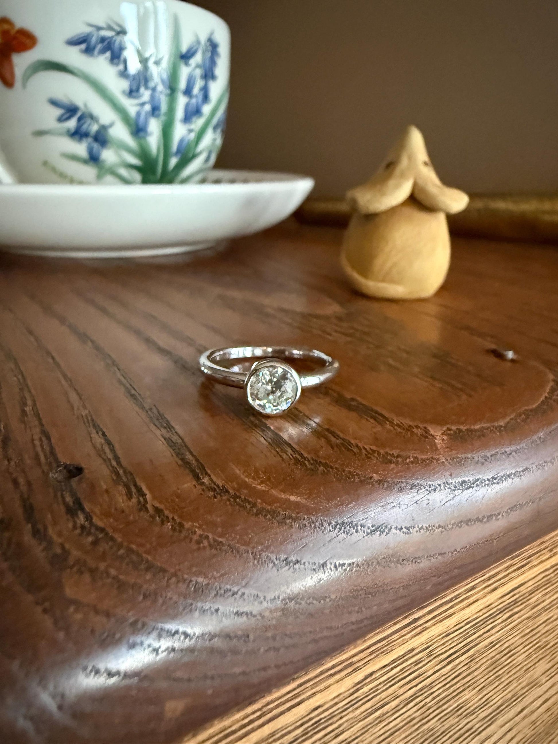 Chunky Vintage 0.9 Carat Old European Cut DIAMOND Bezel Set Ring Art Deco Stacker Donut Band 18k White Gold Solitaire Geometric Engagement