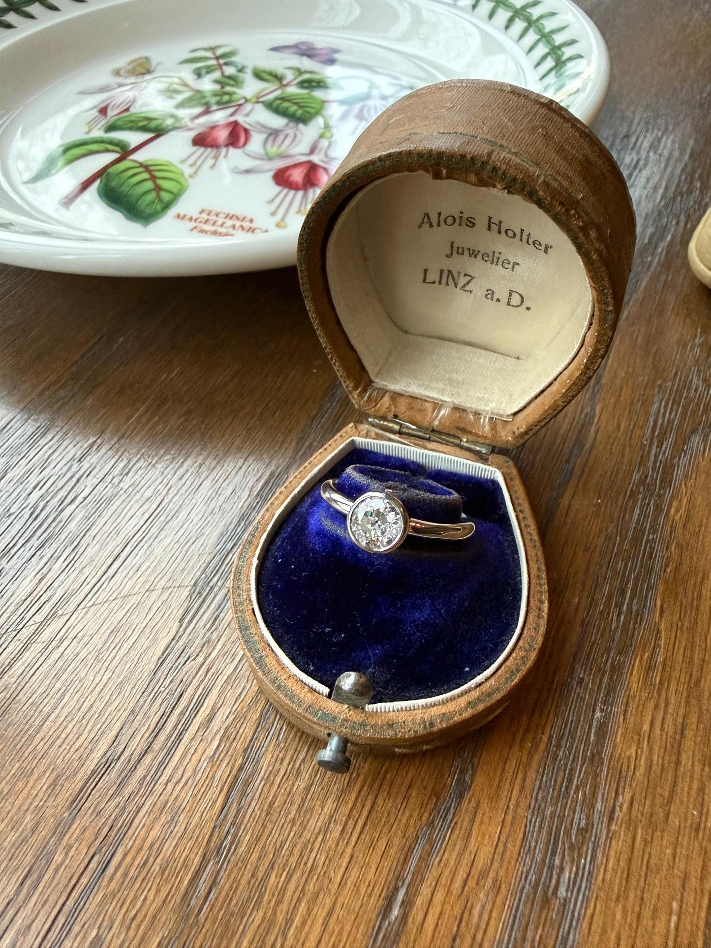 Chunky Vintage 0.9 Carat Old European Cut DIAMOND Bezel Set Ring Art Deco Stacker Donut Band 18k White Gold Solitaire Geometric Engagement