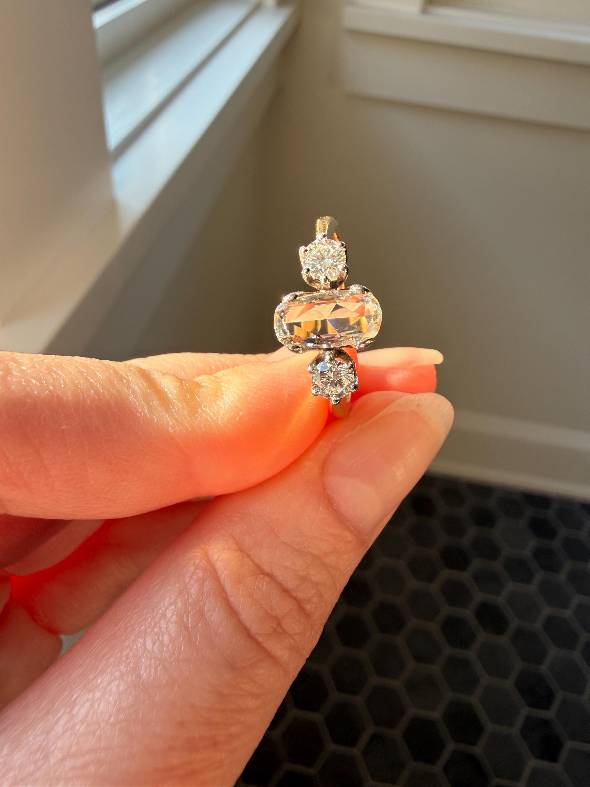 Unique Vintage Elongated Natural VS Portrait Rose Cut Three Stone DIAMOND Ring 18k Gold Solid Cushion Oval Stacker Band