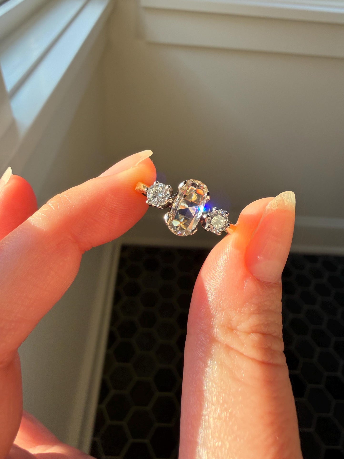 Unique Vintage Elongated Natural VS Portrait Rose Cut Three Stone DIAMOND Ring 18k Gold Solid Cushion Oval Stacker Band