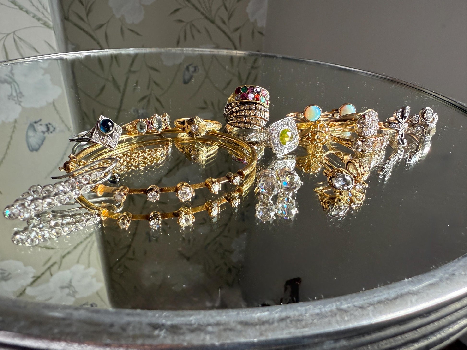 ANTIQUE Old European Mine Cut DIAMOND BANGLE Bracelet 15k Gold Solid Hinged Five Stone Prong Set Linear