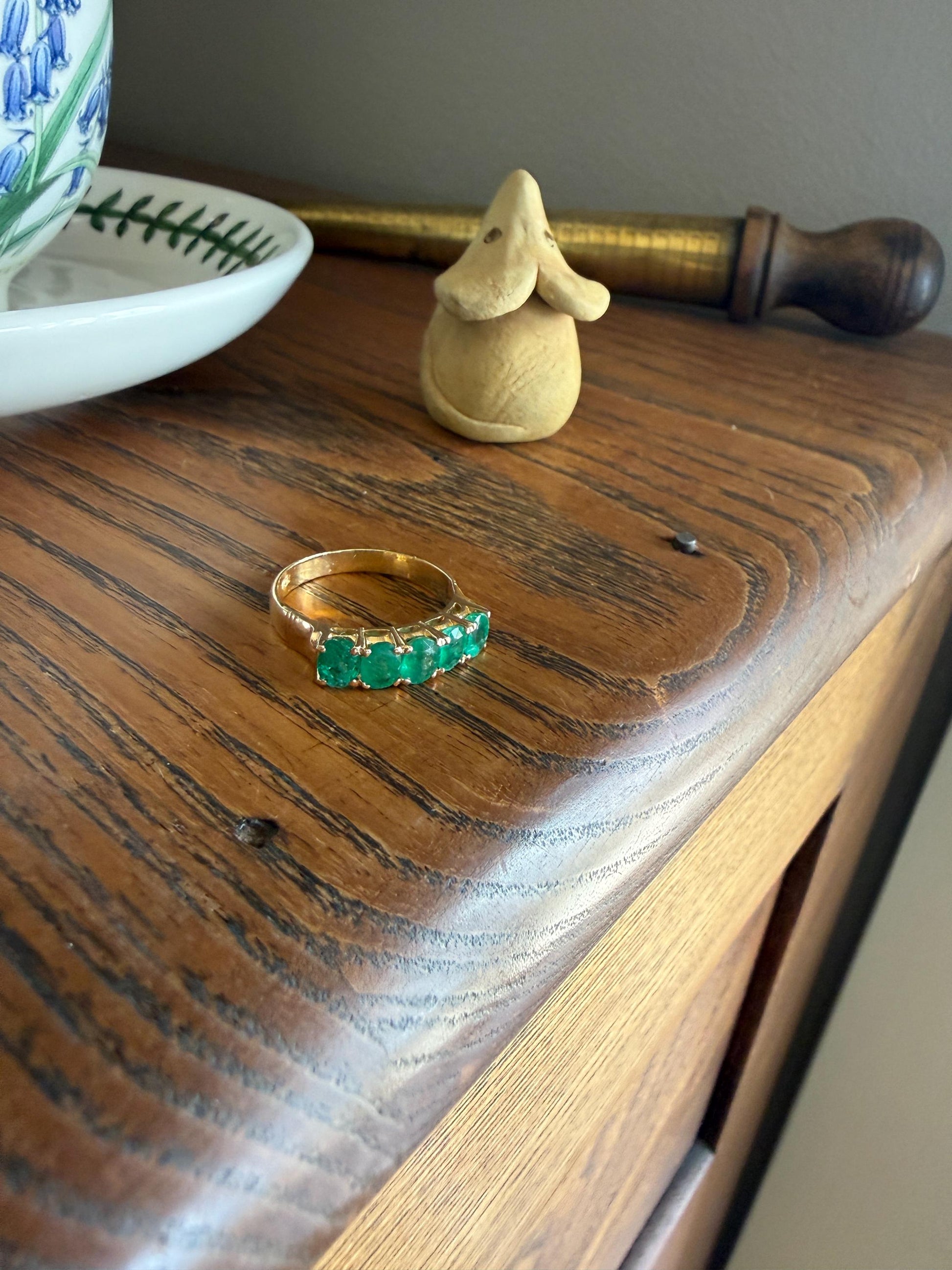 Natural EMERALD Oval Five Stone Band French Vintage 14k Gold Ring Green Linear Stacker Splayed Stacker