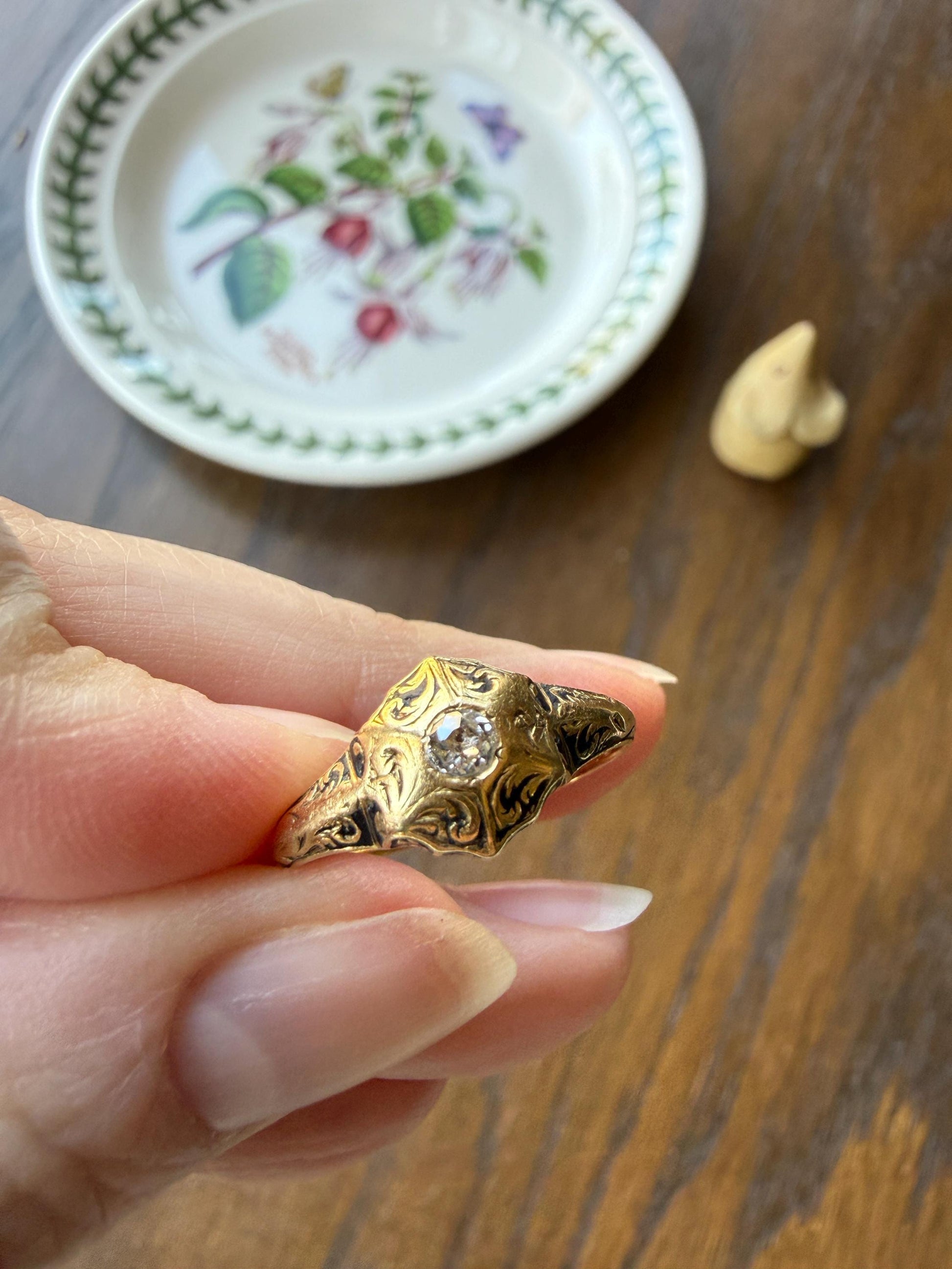 Ornate Floral Hexagon Starburst Old Mine Cut Diamond 18k Gold Ring Domed Floral Black Enamel Victorian Pavilion Band