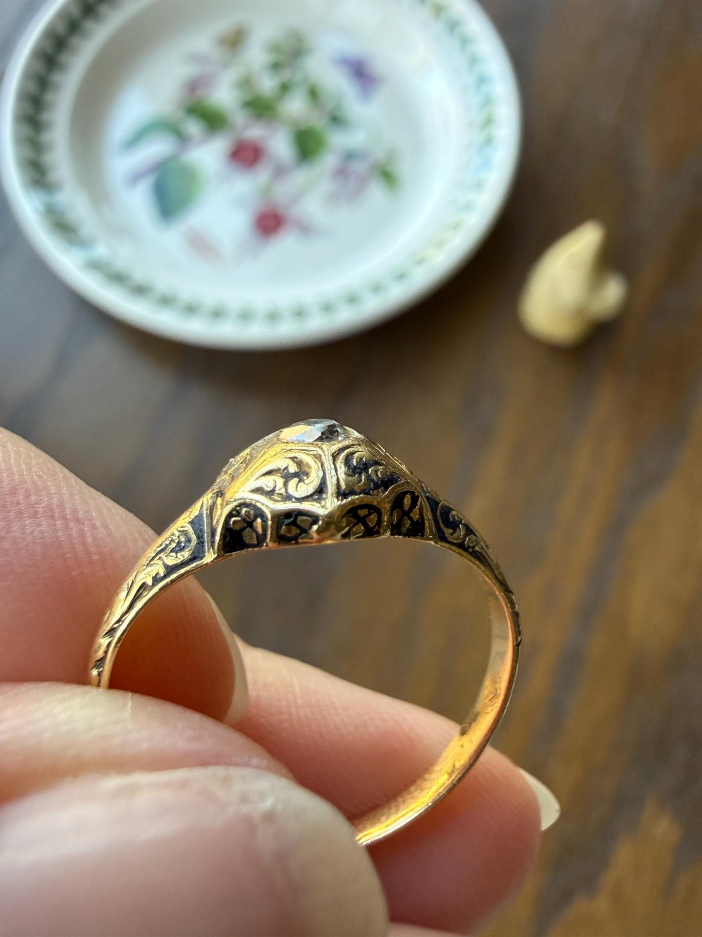 Ornate Floral Hexagon Starburst Old Mine Cut Diamond 18k Gold Ring Domed Floral Black Enamel Victorian Pavilion Band