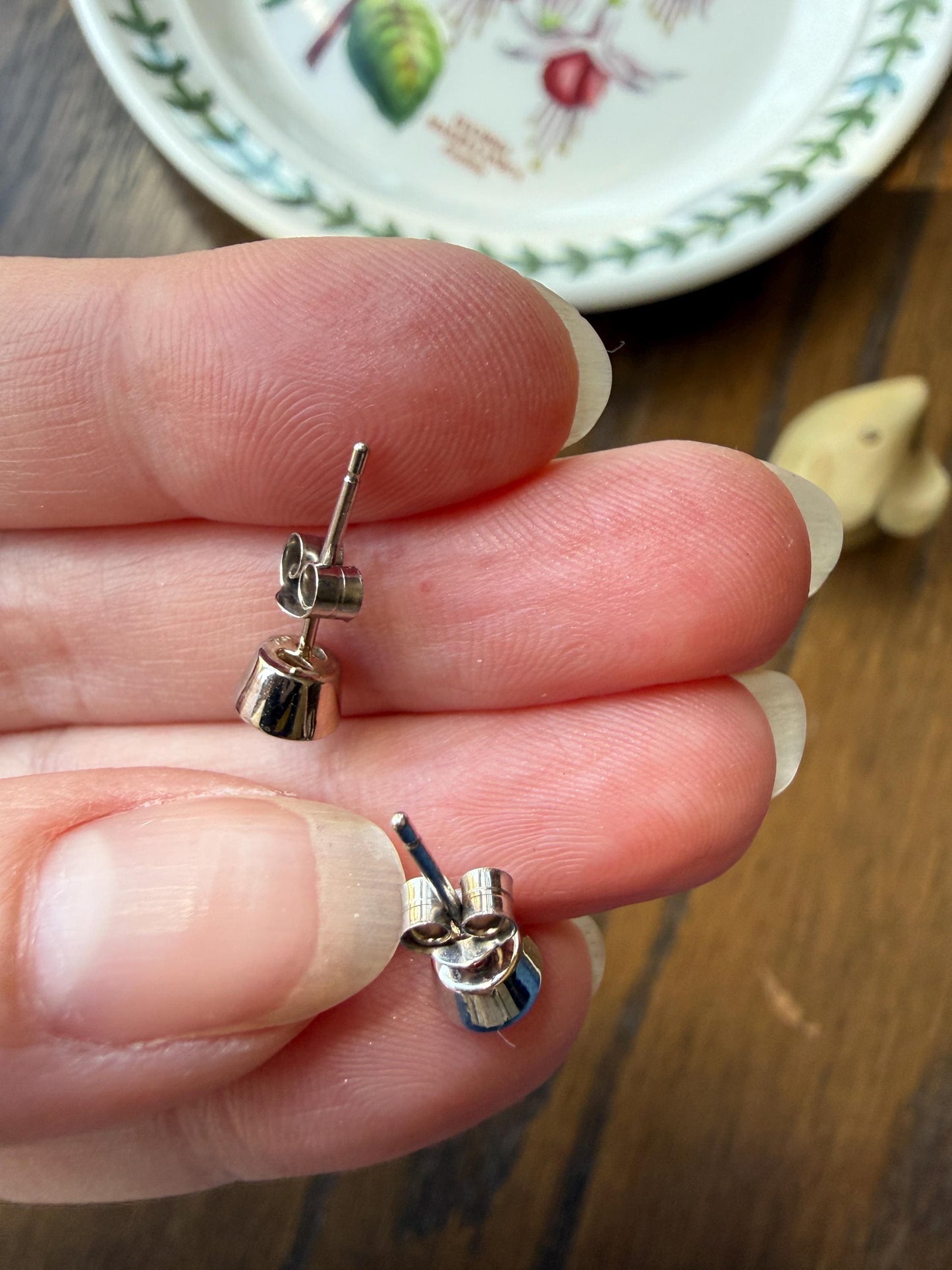 Timeless One Carat Tdw Natural Warm Old Mine Cut DIAMOND Bezel Set Studs Earrings Antique Stones Vintage 18k White Gold 1Ctw OMC Studs