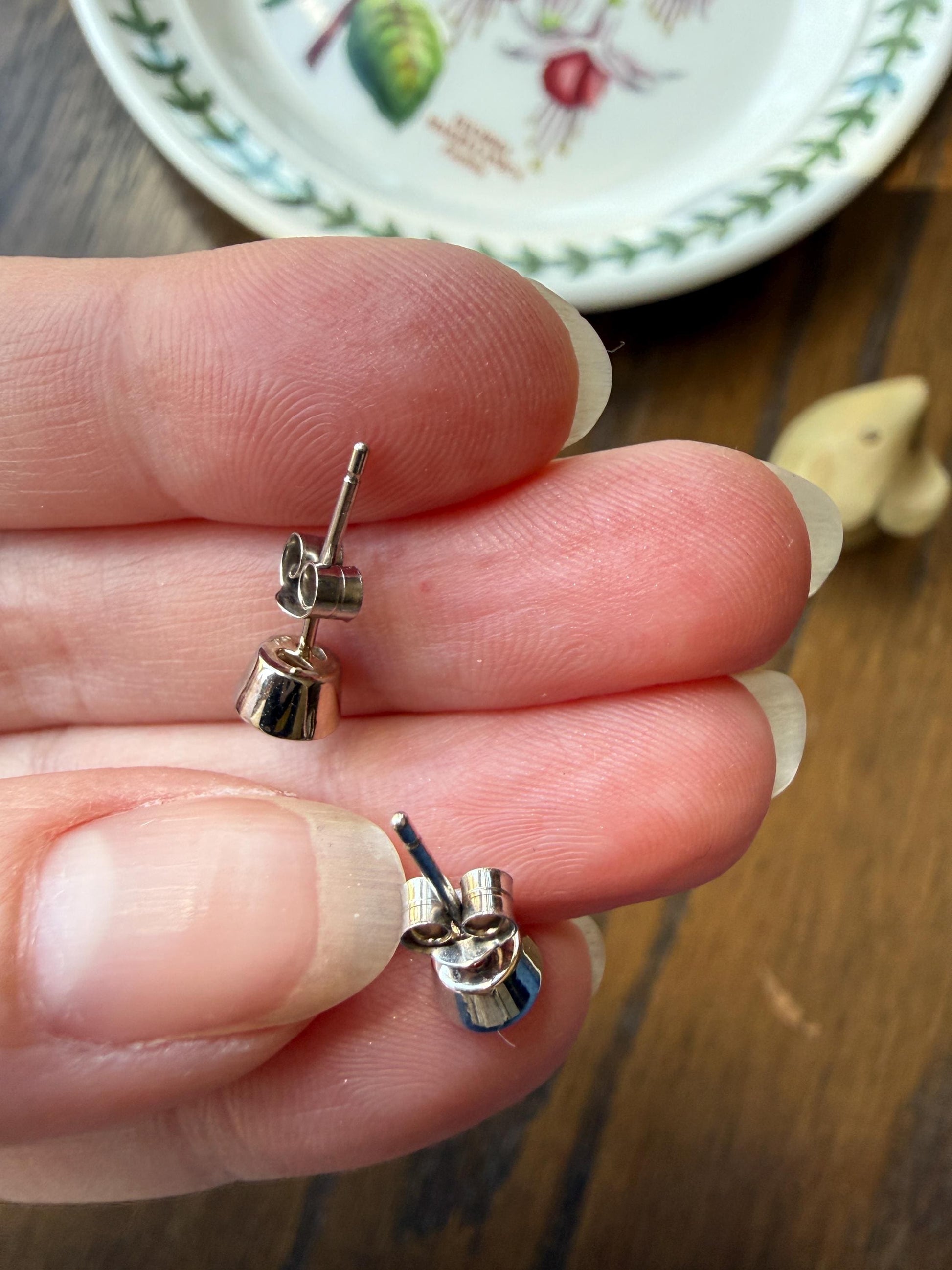 Timeless One Carat Tdw Natural Warm Old Mine Cut DIAMOND Bezel Set Studs Earrings Antique Stones Vintage 18k White Gold 1Ctw OMC Studs