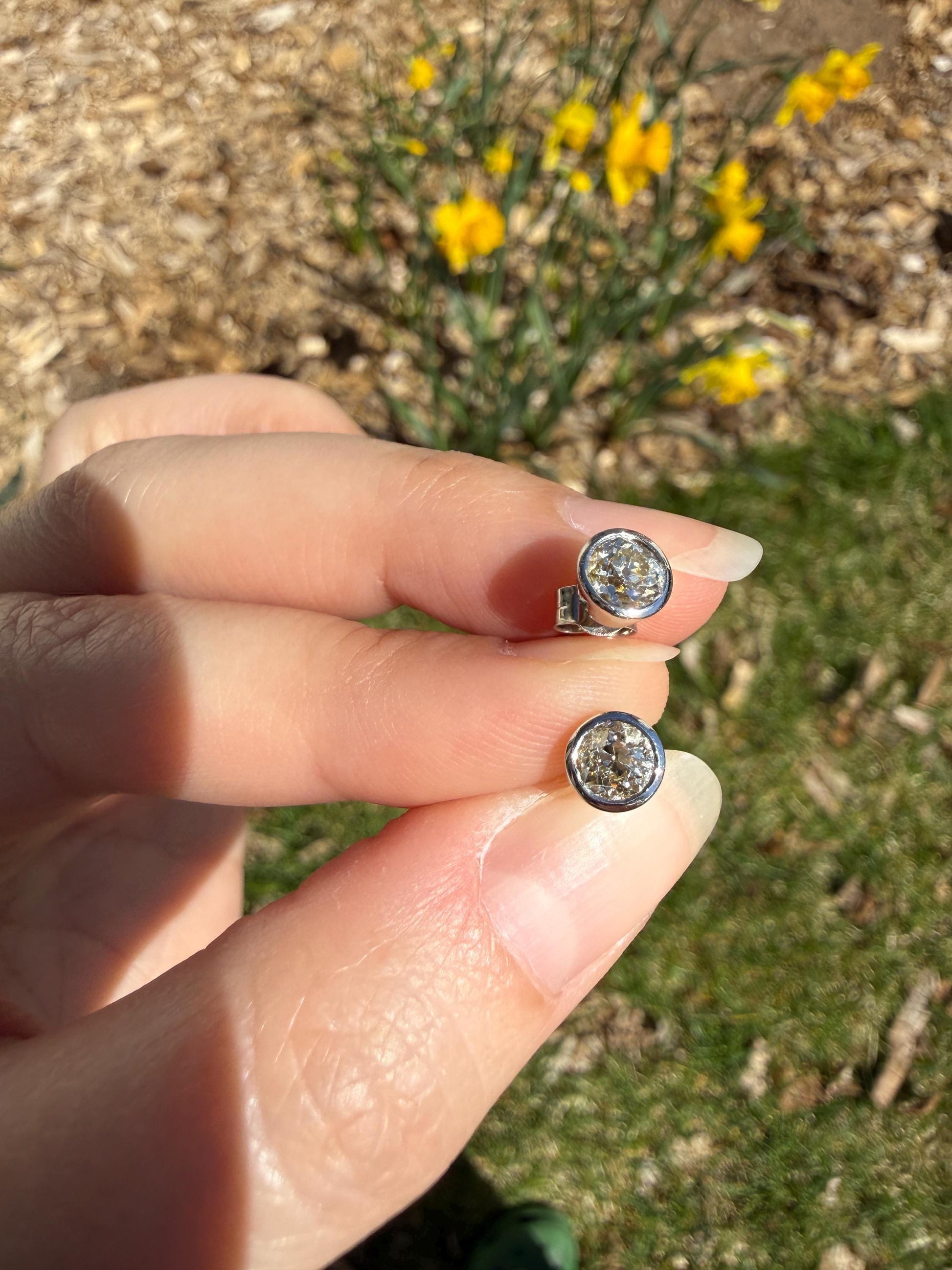 Timeless One Carat Tdw Natural Warm Old Mine Cut DIAMOND Bezel Set Studs Earrings Antique Stones Vintage 18k White Gold 1Ctw OMC Studs