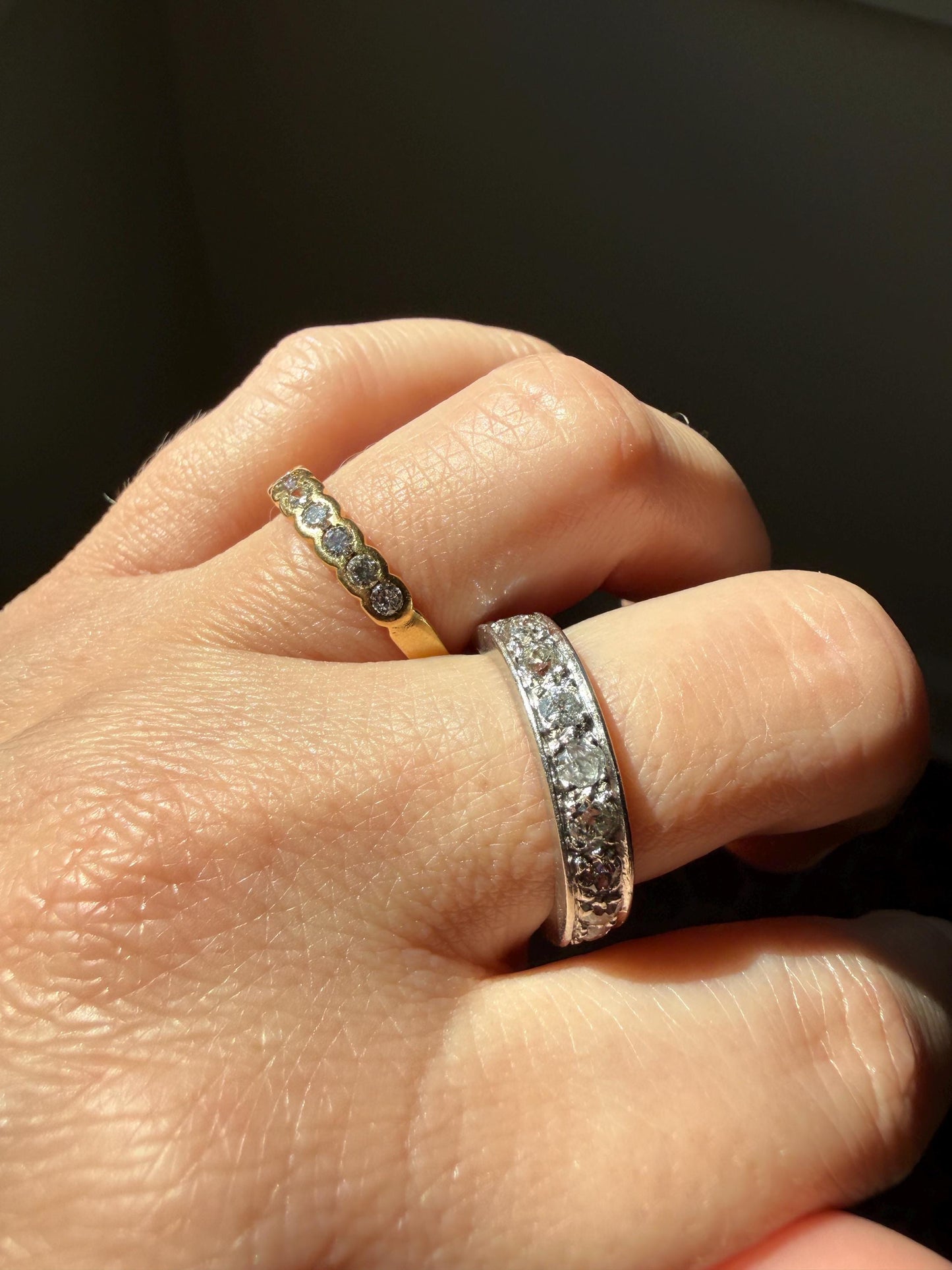 Vintage 18k Gold Nine Stone Diamond Wedding Skinny Band Minimalist Stacker Ring Scalloped Bezel Setting
