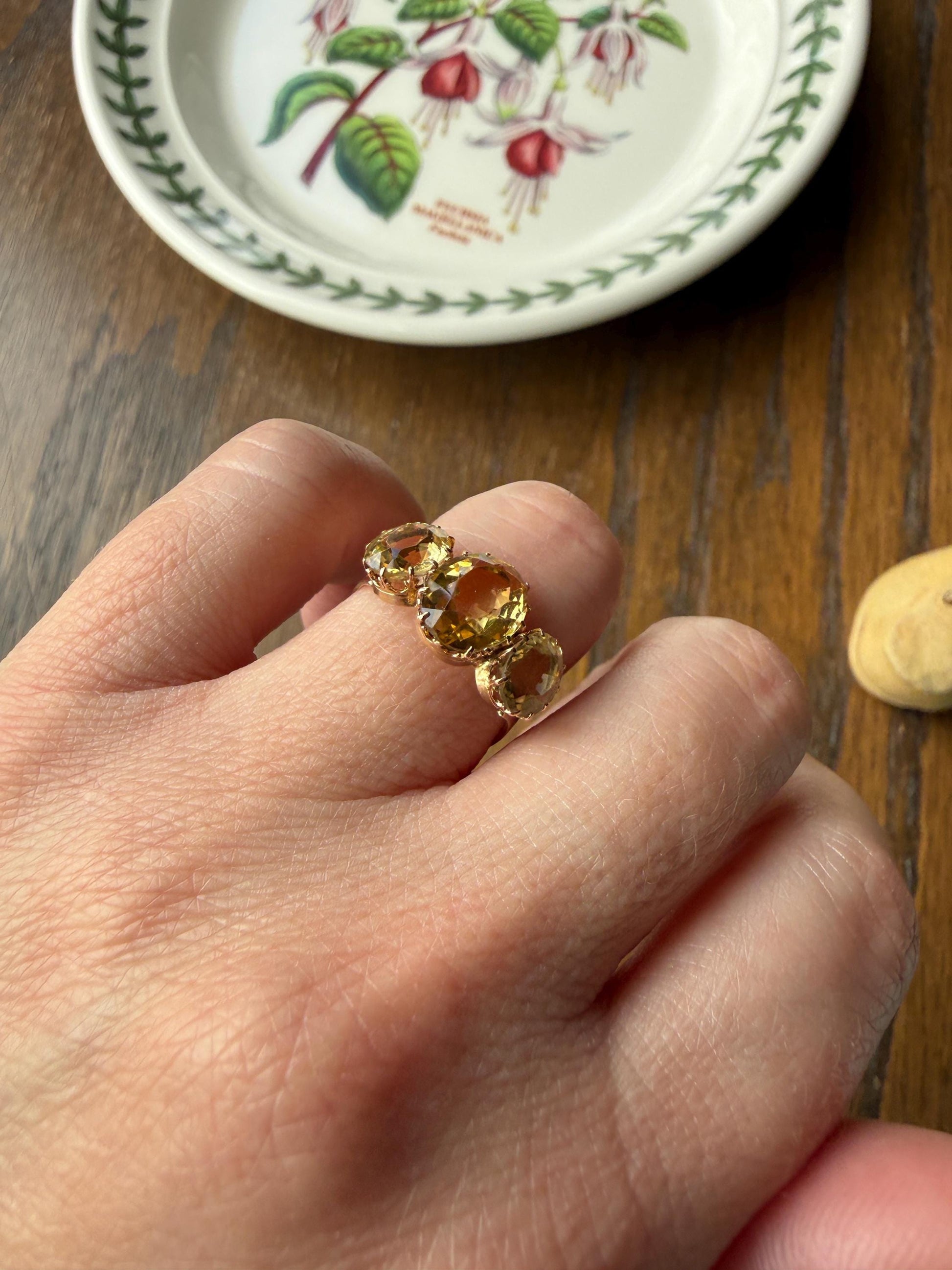 ANTIQUE Victorian Sunny Yellow 3.4 Carats Old Cut Natural Citrine Three Stone Band French Ring 18k Gold Oval Classic Crown Prong Setting