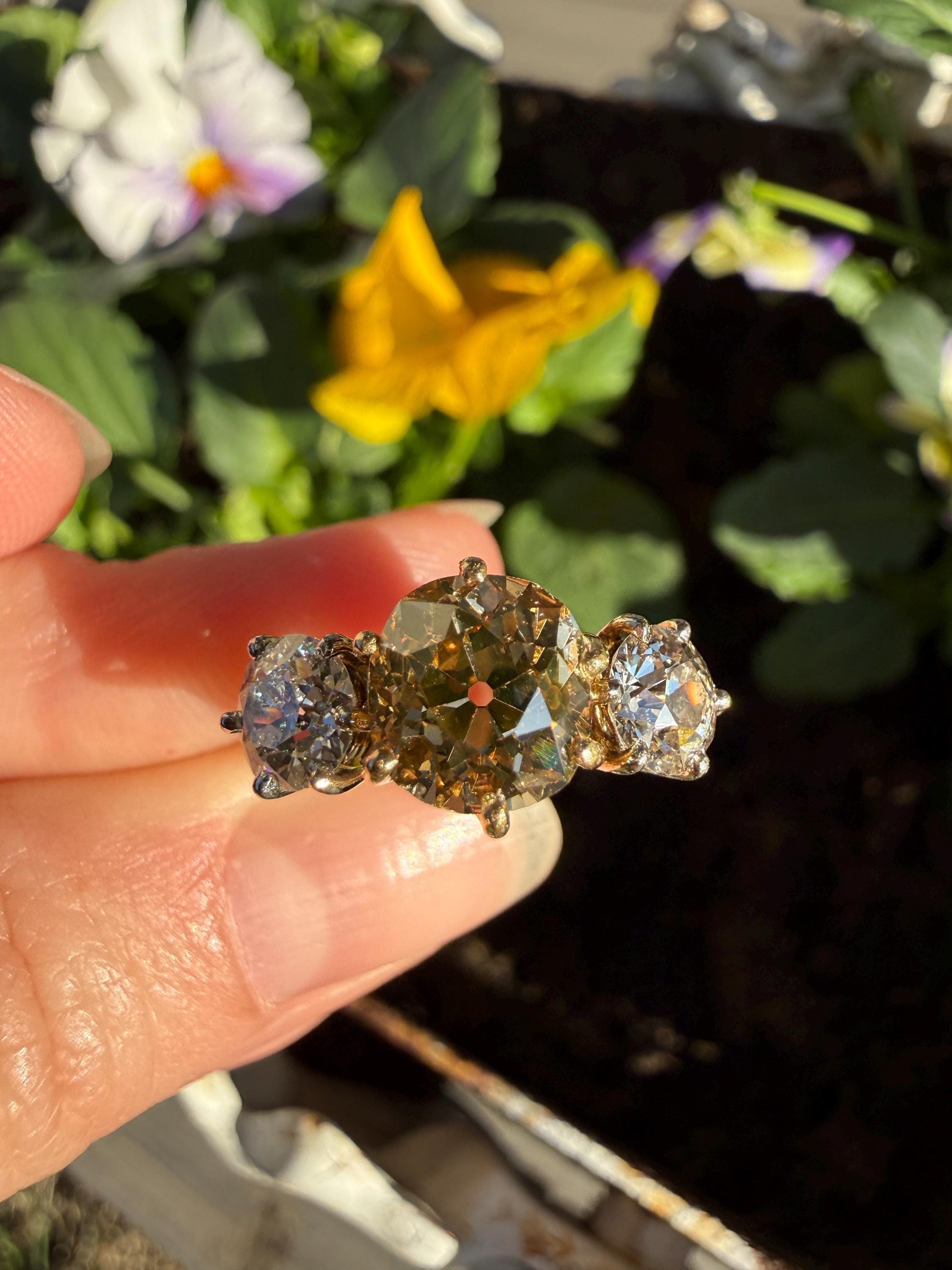 CHAMPAGNE Fancy Light BROWN Cognac Three Stone 3.3 Carats Old Mine Cut DIAMOND Ring 18k Yellow White Gold Vintage Art Deco Tall Stacker Band