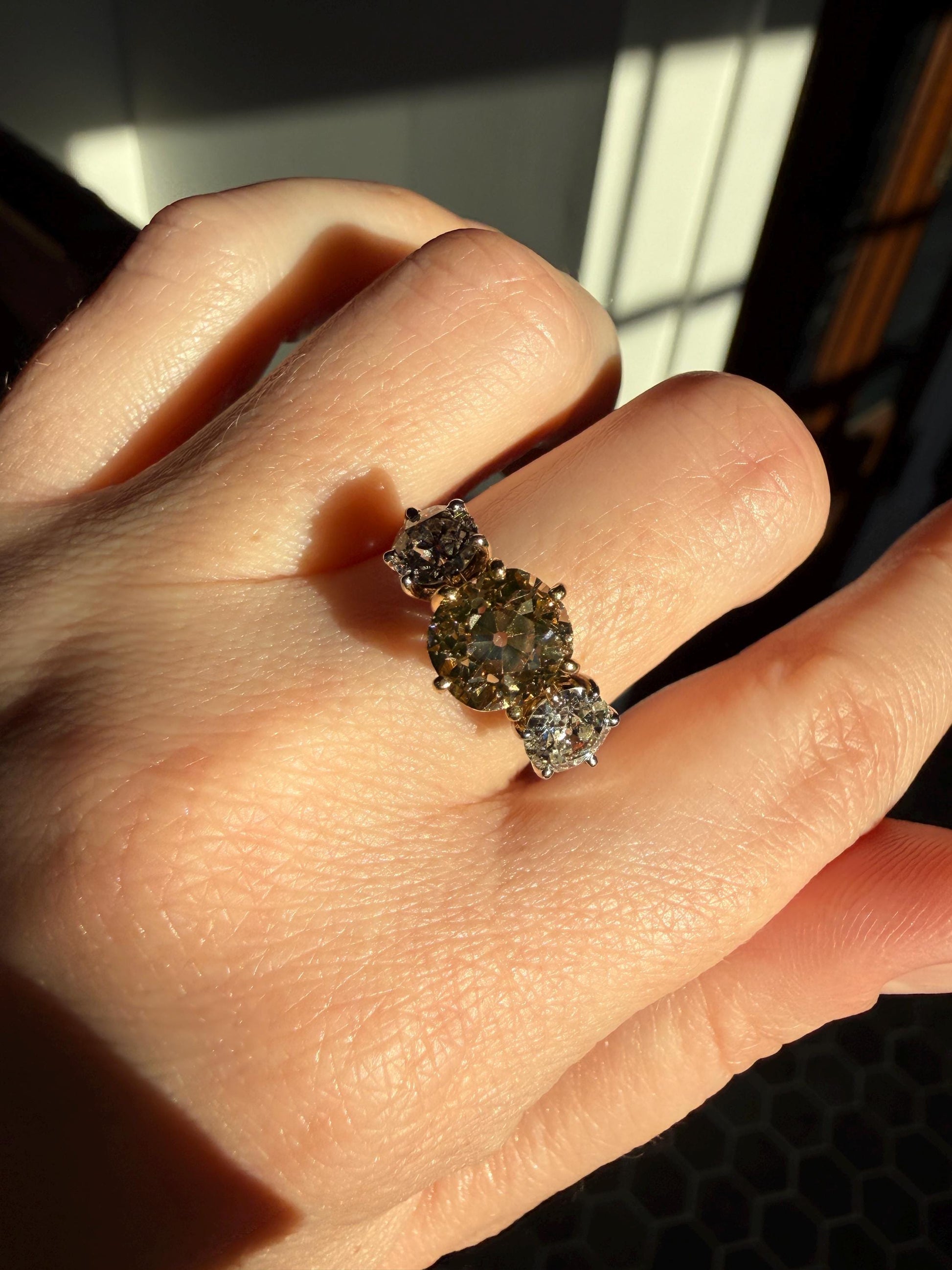 CHAMPAGNE Fancy Light BROWN Cognac Three Stone 3.3 Carats Old Mine Cut DIAMOND Ring 18k Yellow White Gold Vintage Art Deco Tall Stacker Band