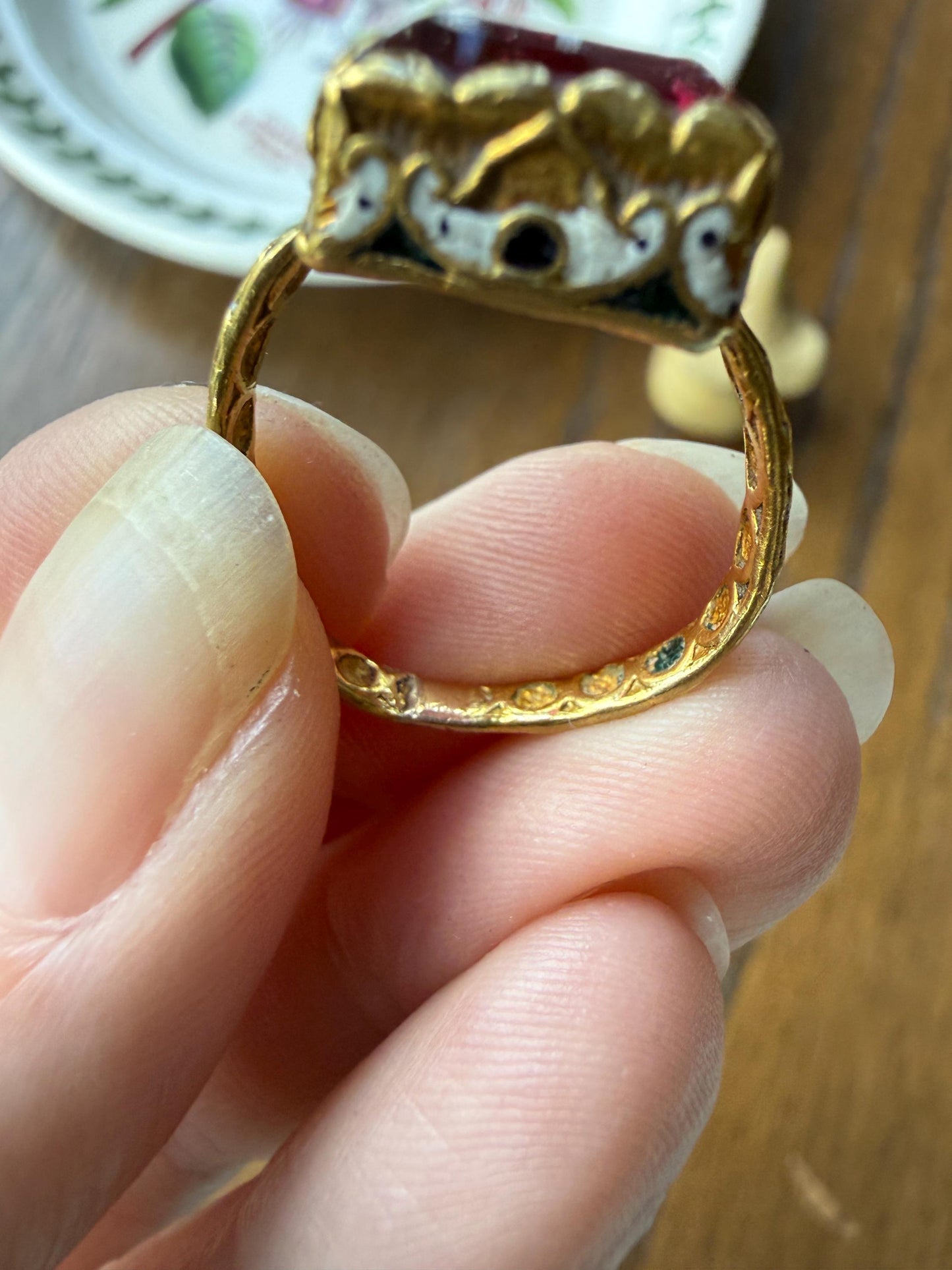 Rare Antique Pyramid Ring Enamel Vibrant Table Cut Red Paste Glass Faux Ruby 18 Gold French Bague Tombeau? Pie Crust Bezel Green Ring Butt