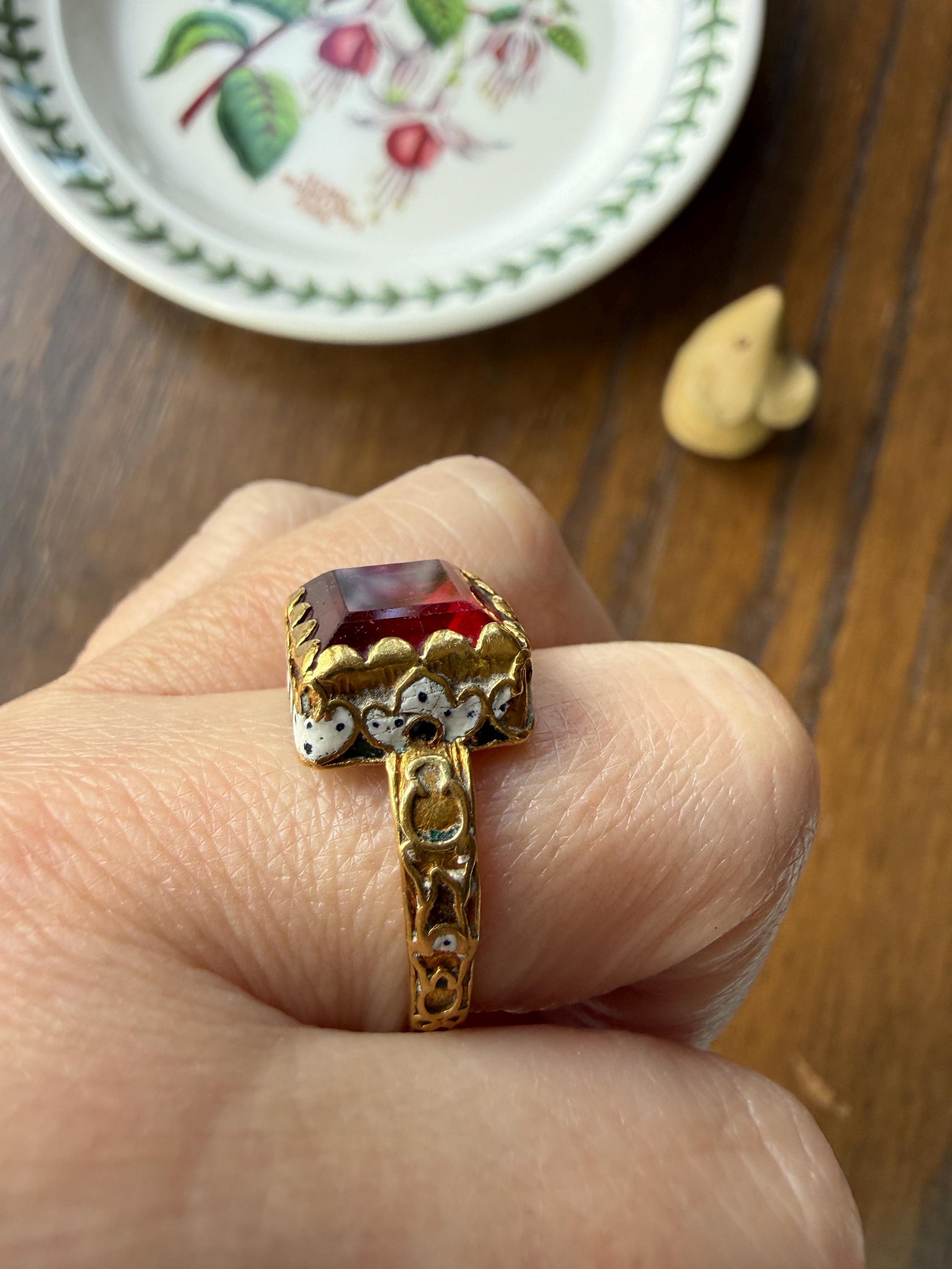 Rare Antique Pyramid Ring Enamel Vibrant Table Cut Red Paste Glass Faux Ruby 18 Gold French Bague Tombeau? Pie Crust Bezel Green Ring Butt