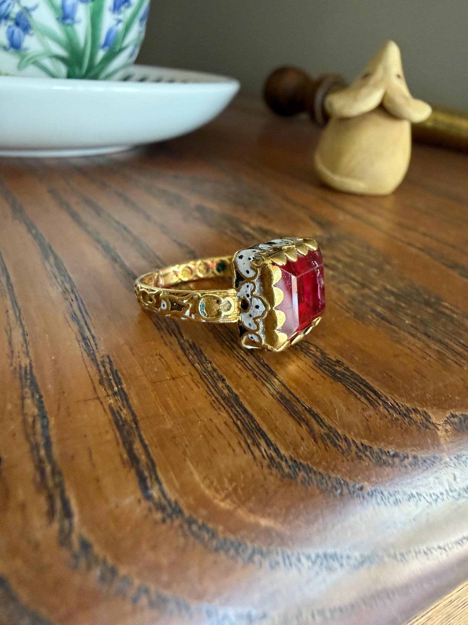 Rare Antique Pyramid Ring Enamel Vibrant Table Cut Red Paste Glass Faux Ruby 18 Gold French Bague Tombeau? Pie Crust Bezel Green Ring Butt