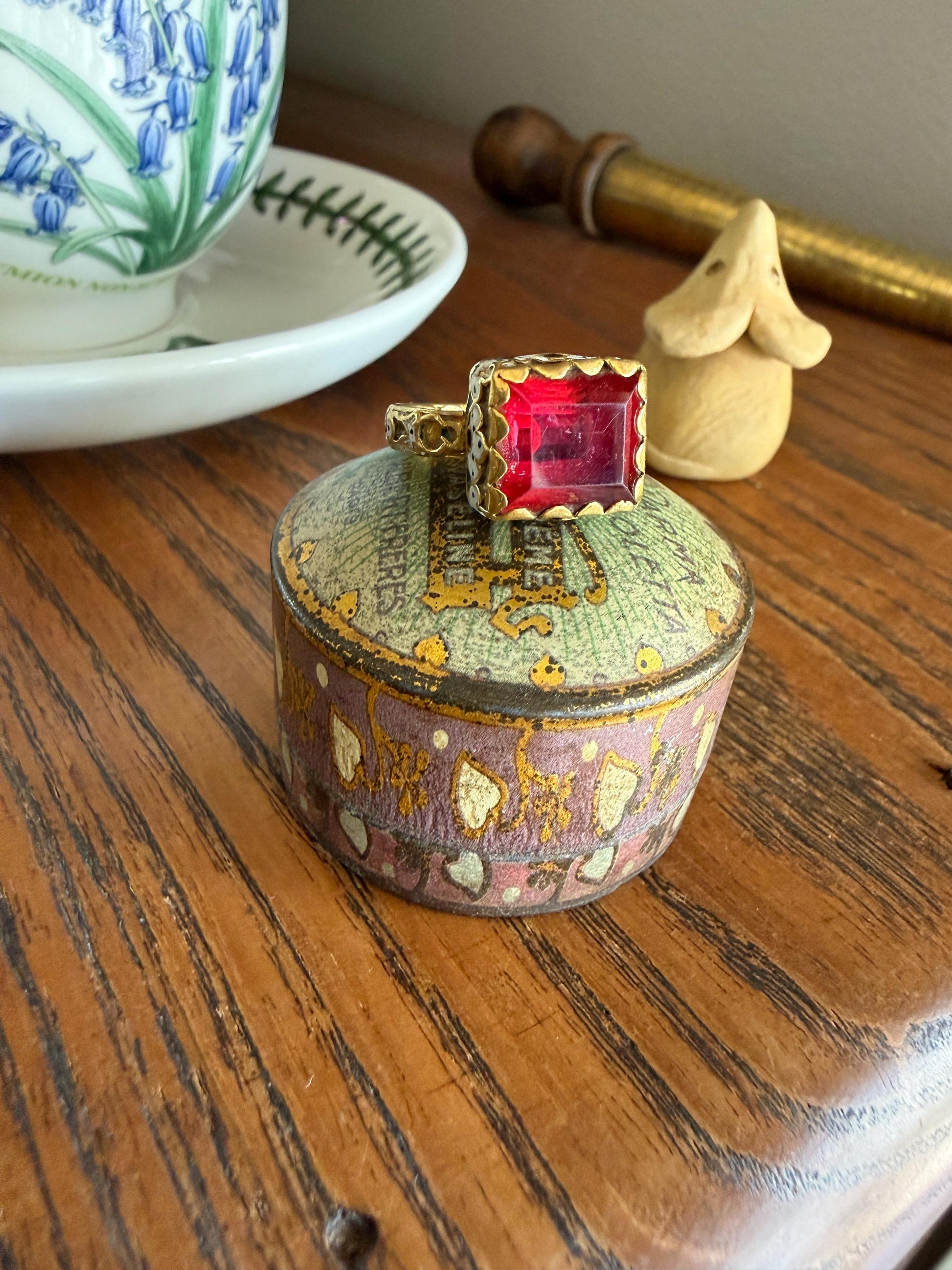 Rare Antique Pyramid Ring Enamel Vibrant Table Cut Red Paste Glass Faux Ruby 18 Gold French Bague Tombeau? Pie Crust Bezel Green Ring Butt