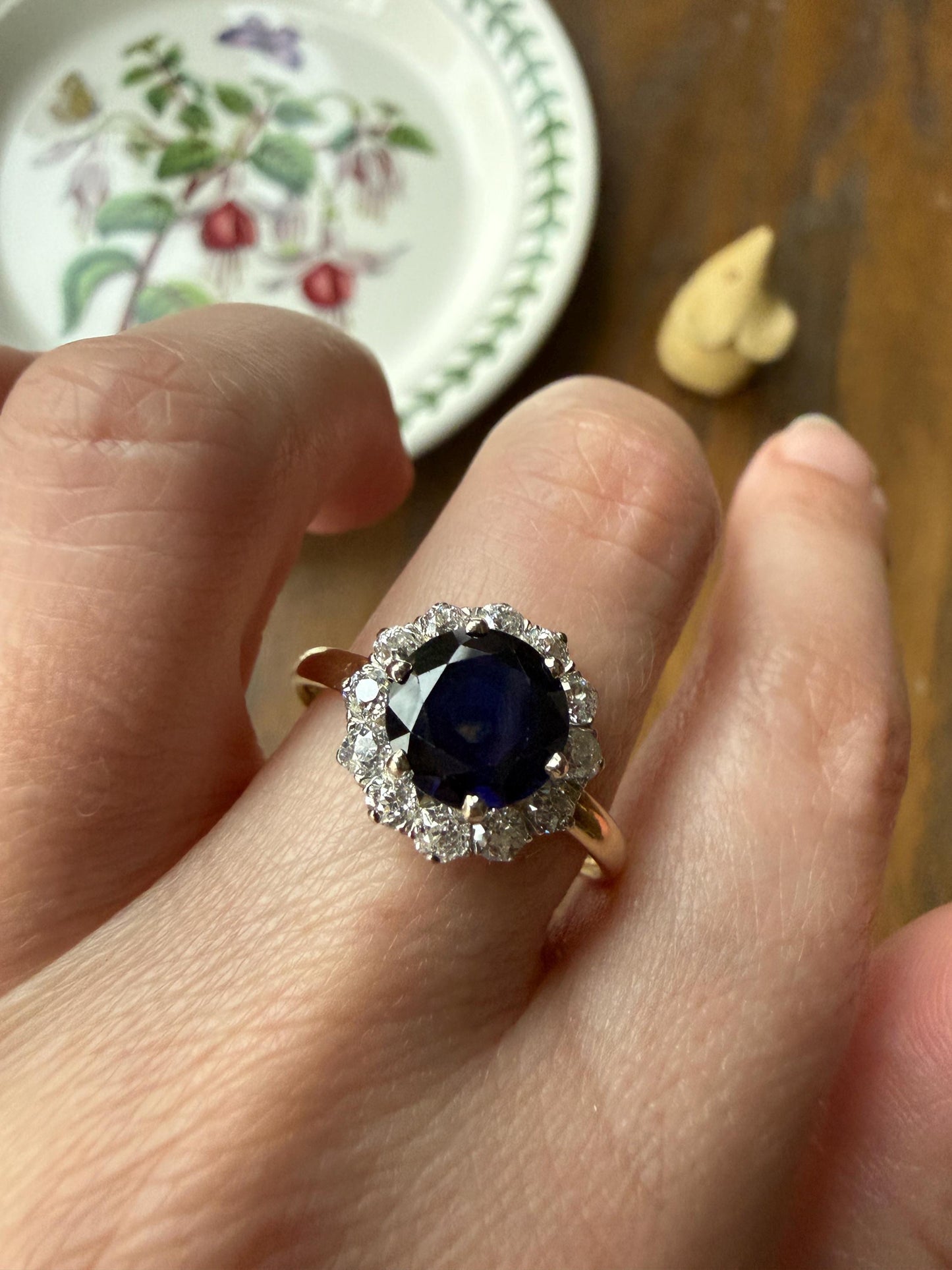 Antique Natural Sapphire with .8 Carat Old Mine Cut Diamond Halo Ring Cluster with Donut Shank Stacker Band 18k Gold Hexagon Silk