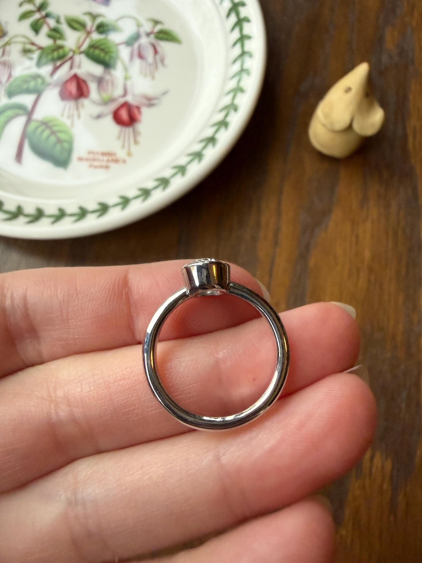 Chunky Vintage 0.9 Carat Old European Cut DIAMOND Bezel Set Ring Art Deco Stacker Donut Band 18k White Gold Solitaire Geometric Engagement