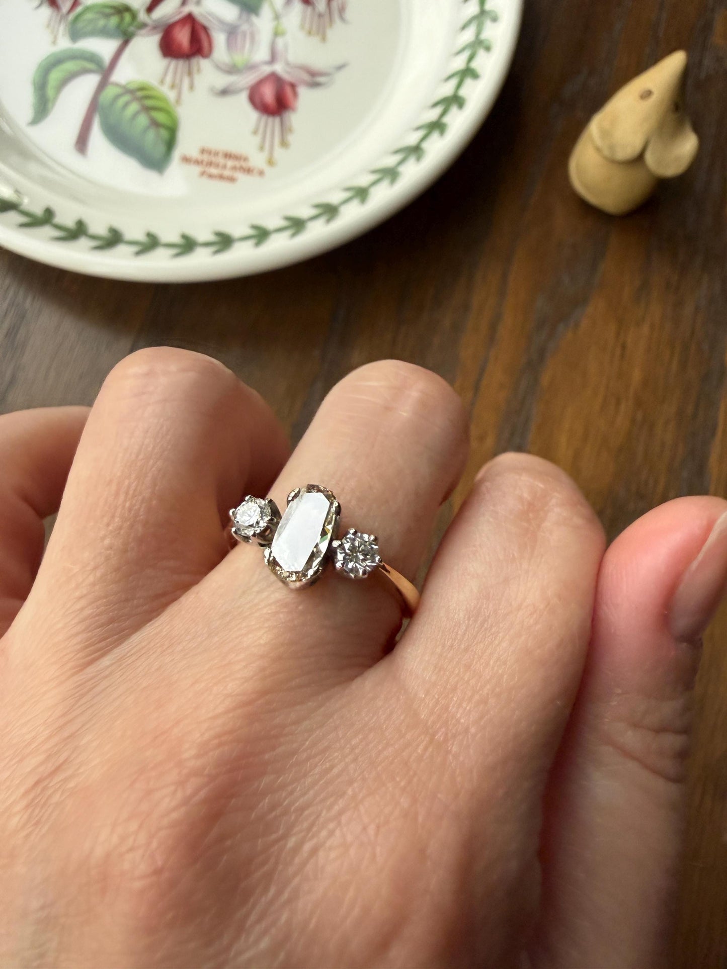 Unique Vintage Elongated Natural VS Portrait Rose Cut Three Stone DIAMOND Ring 18k Gold Solid Cushion Oval Stacker Band