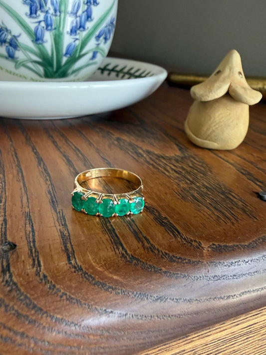 Natural EMERALD Oval Five Stone Band French Vintage 14k Gold Ring Green Linear Stacker Splayed Stacker