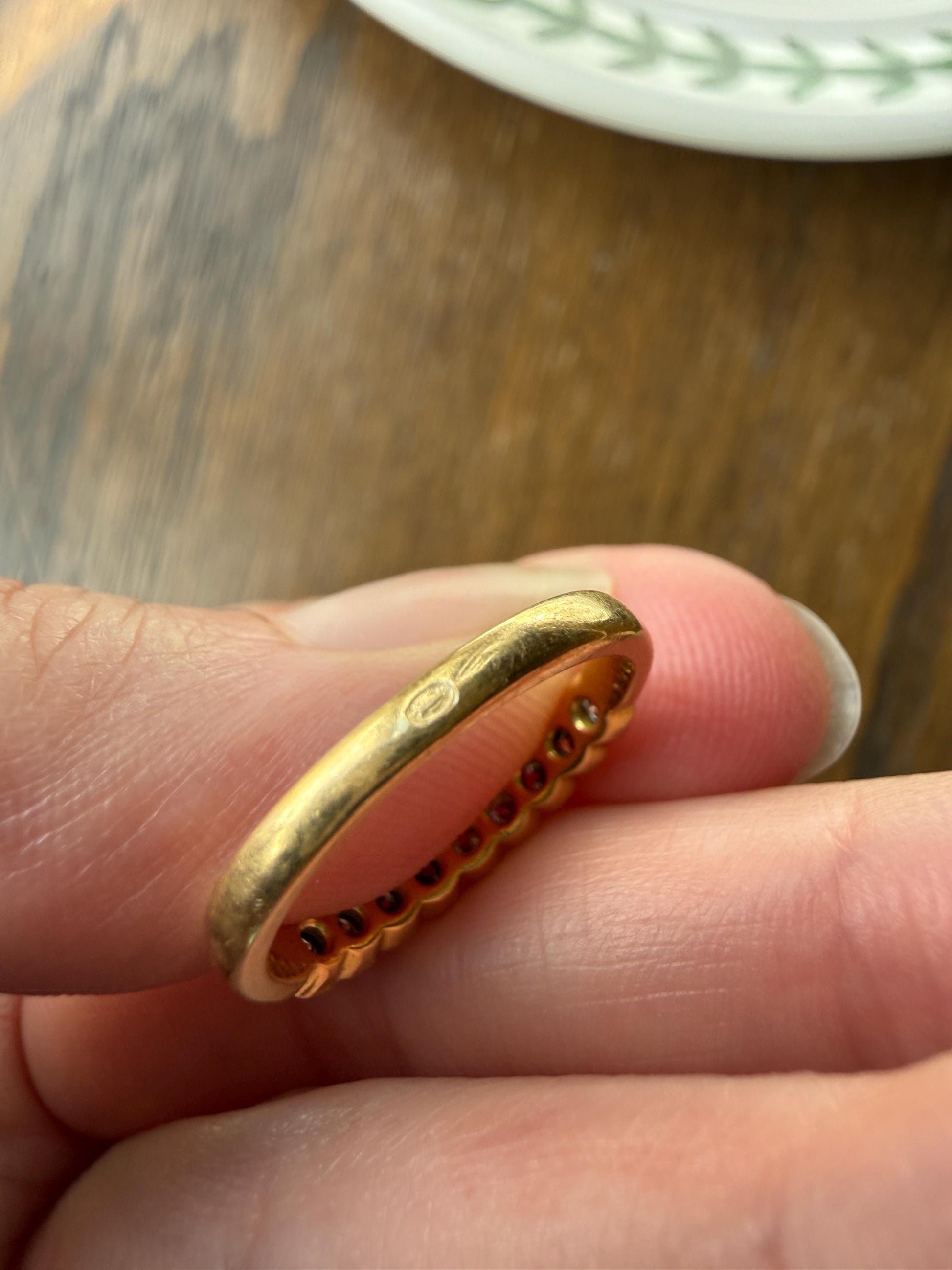 Vintage 18k Gold Nine Stone Diamond Wedding Skinny Band Minimalist Stacker Ring Scalloped Bezel Setting