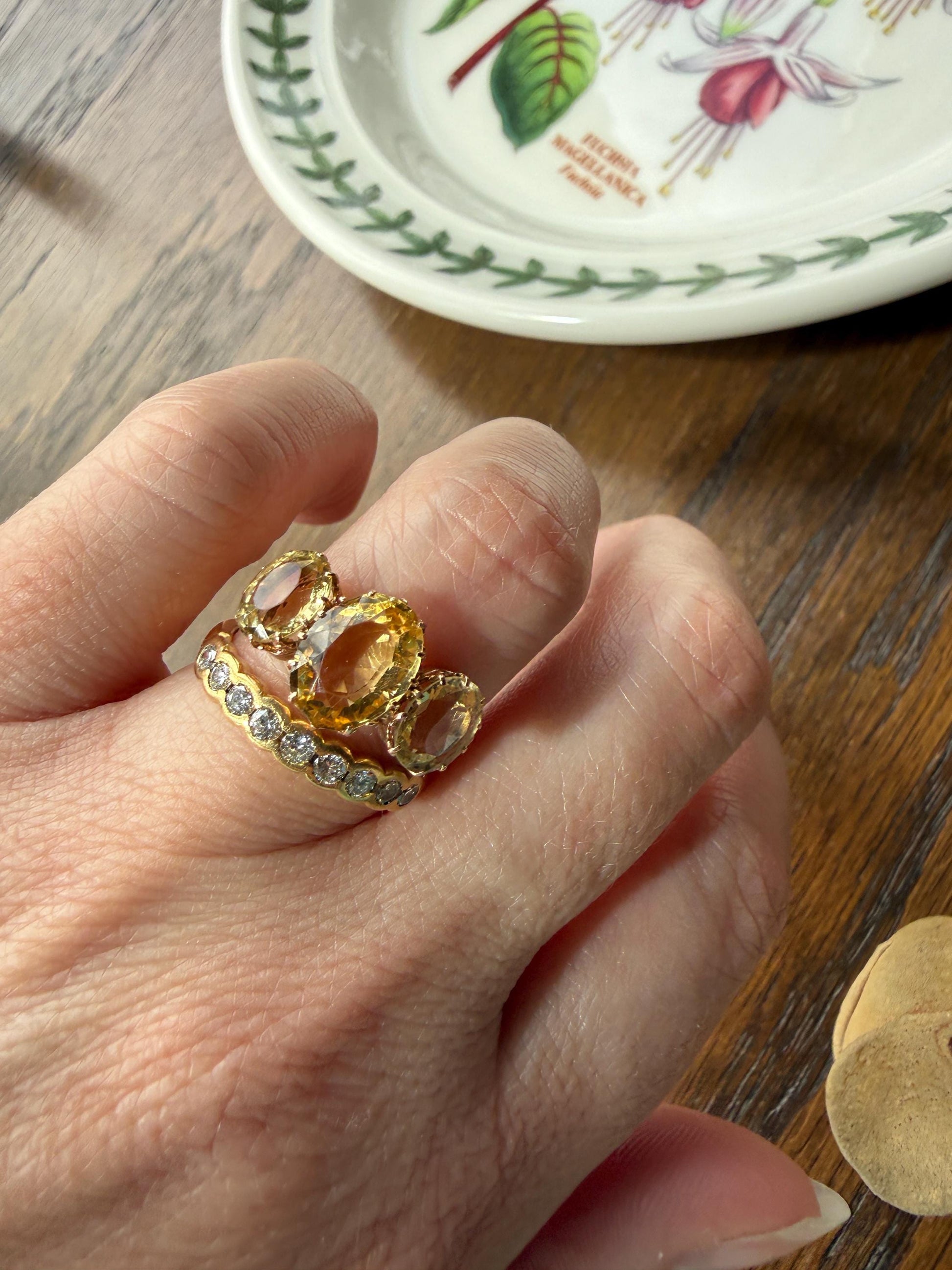 Vintage 18k Gold Nine Stone Diamond Wedding Skinny Band Minimalist Stacker Ring Scalloped Bezel Setting