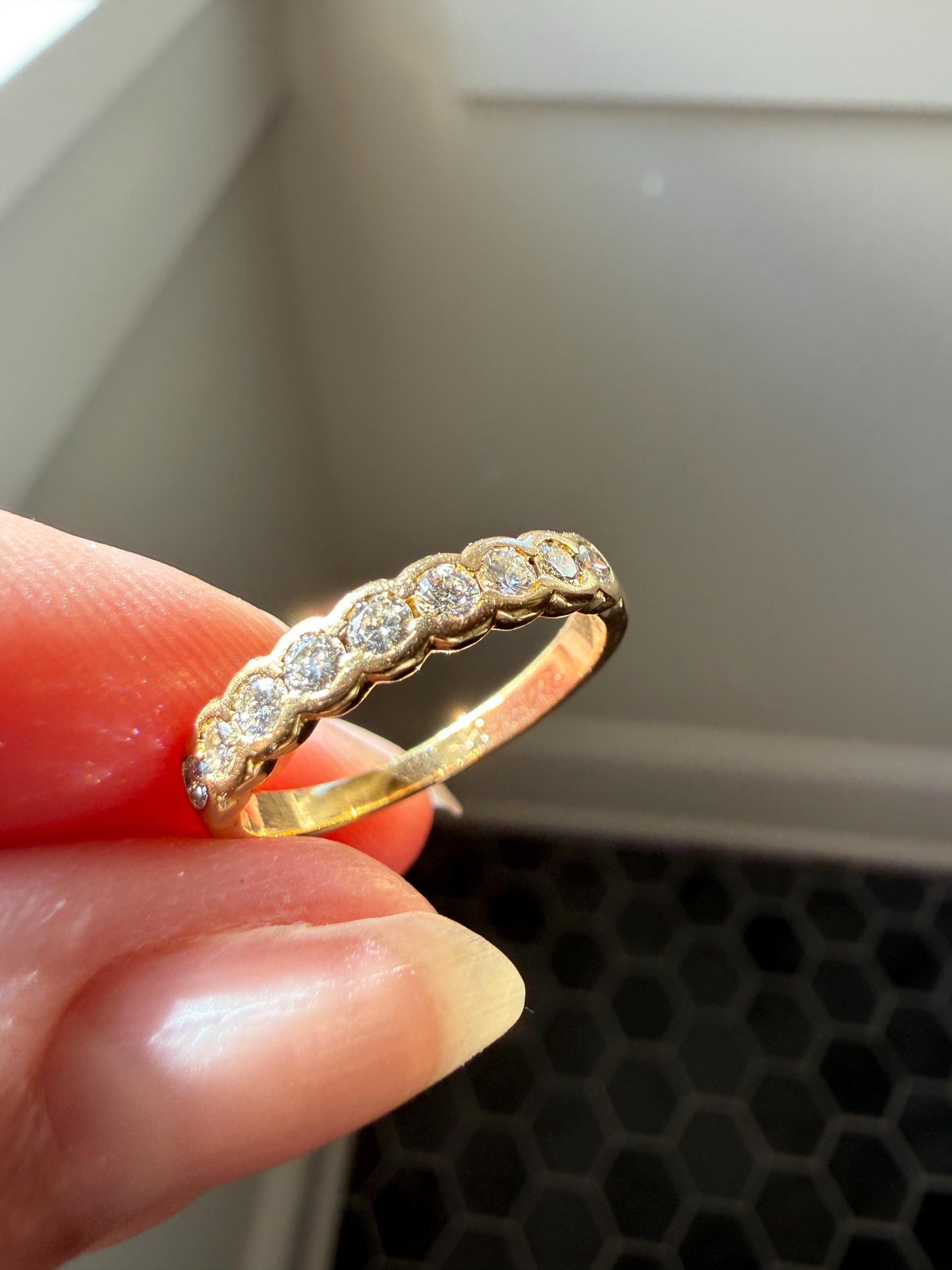 Vintage 18k Gold Nine Stone Diamond Wedding Skinny Band Minimalist Stacker Ring Scalloped Bezel Setting