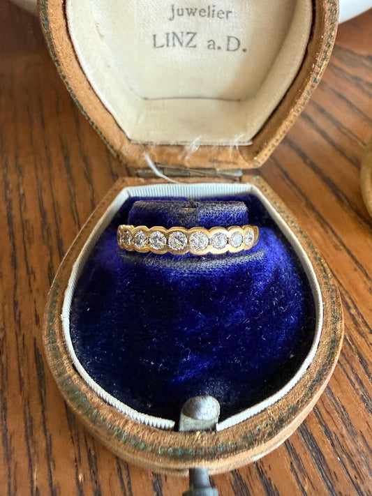 Vintage 18k Gold Nine Stone Diamond Wedding Skinny Band Minimalist Stacker Ring Scalloped Bezel Setting