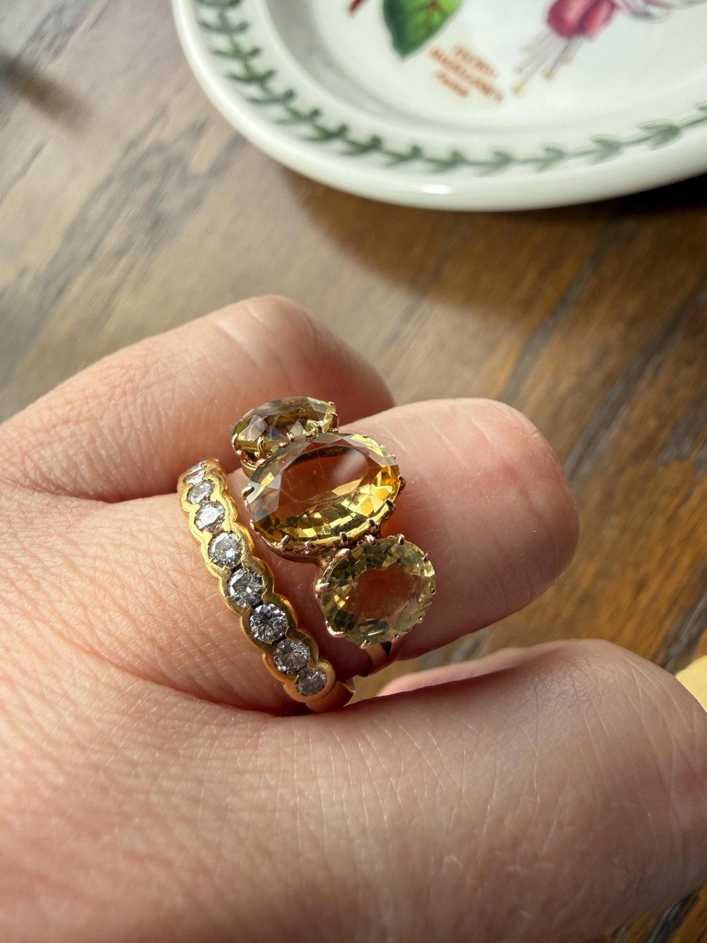 ANTIQUE Victorian Sunny Yellow 3.4 Carats Old Cut Natural Citrine Three Stone Band French Ring 18k Gold Oval Classic Crown Prong Setting