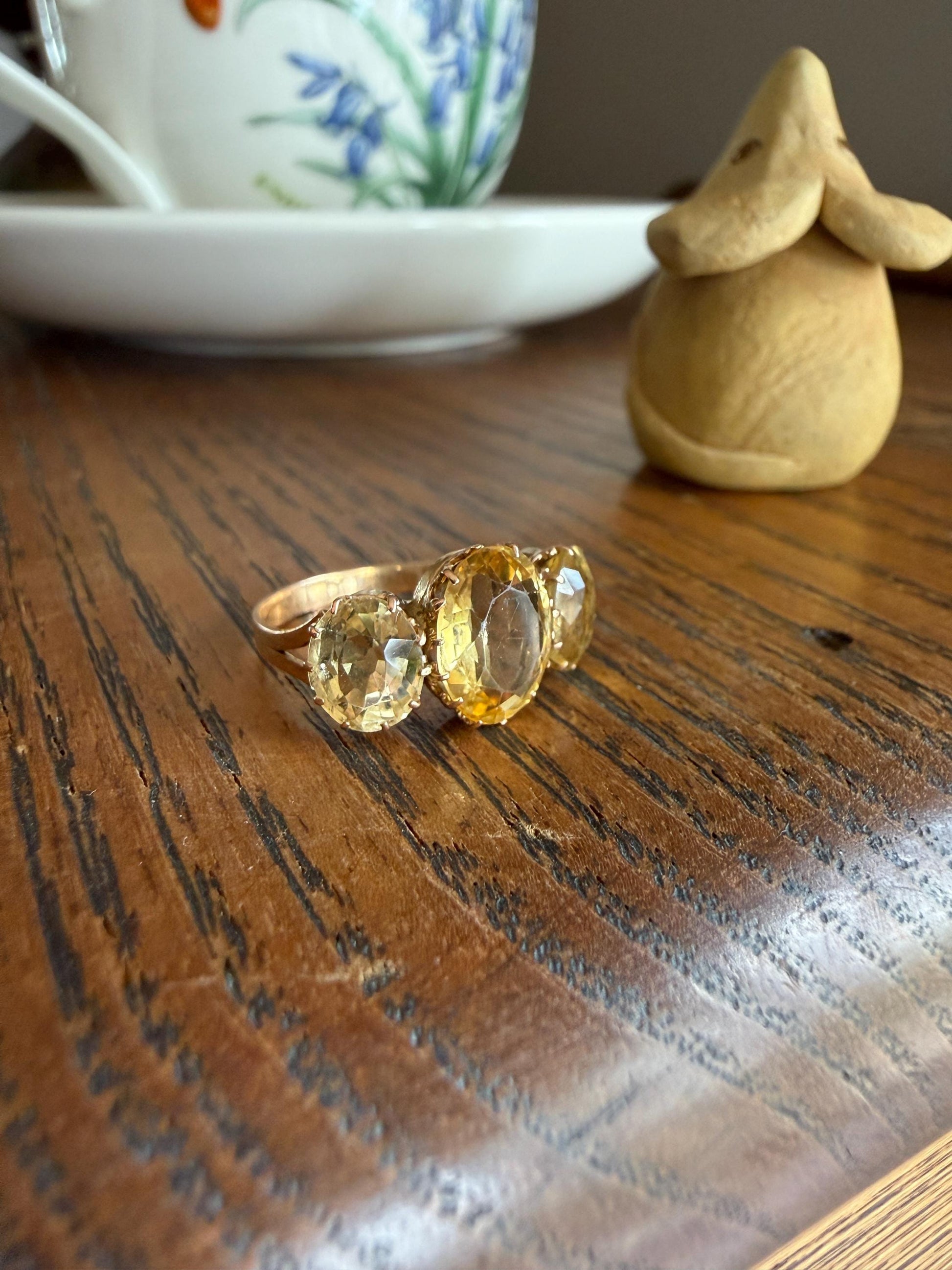 ANTIQUE Victorian Sunny Yellow 3.4 Carats Old Cut Natural Citrine Three Stone Band French Ring 18k Gold Oval Classic Crown Prong Setting