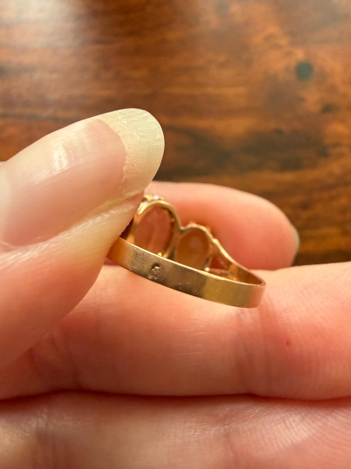 ANTIQUE Victorian Sunny Yellow 3.4 Carats Old Cut Natural Citrine Three Stone Band French Ring 18k Gold Oval Classic Crown Prong Setting