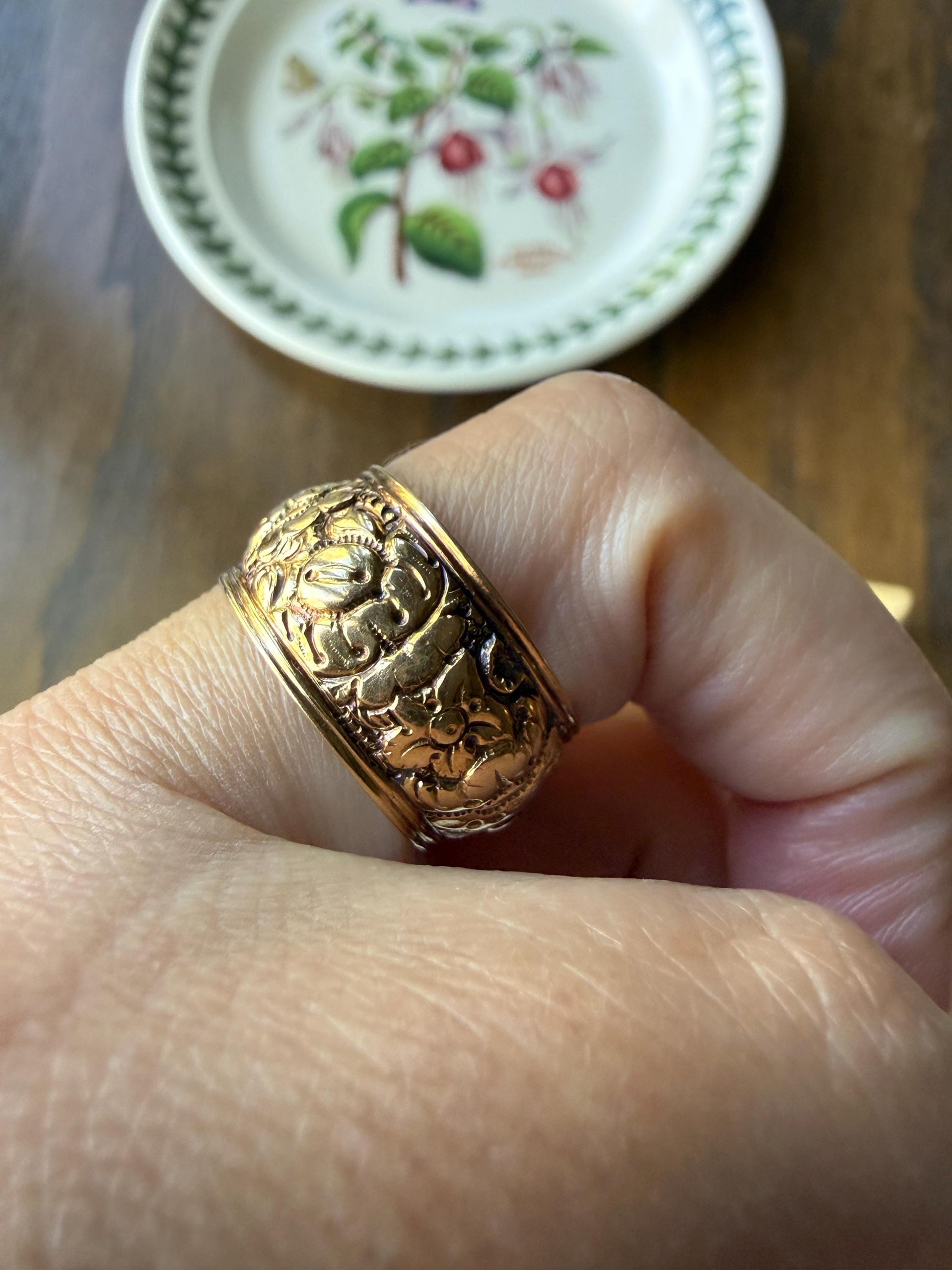 XL Antique FLORAL Embossed French Georgian Victorian Era Eternity Band 11mm Wide Ring 18k Gold Wedding Stacker