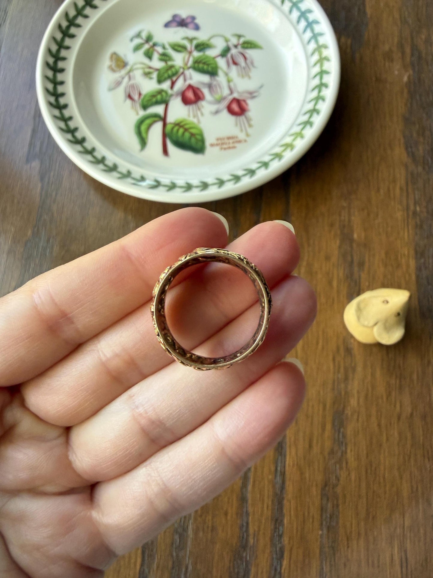 XL Antique FLORAL Embossed French Georgian Victorian Era Eternity Band 11mm Wide Ring 18k Gold Wedding Stacker