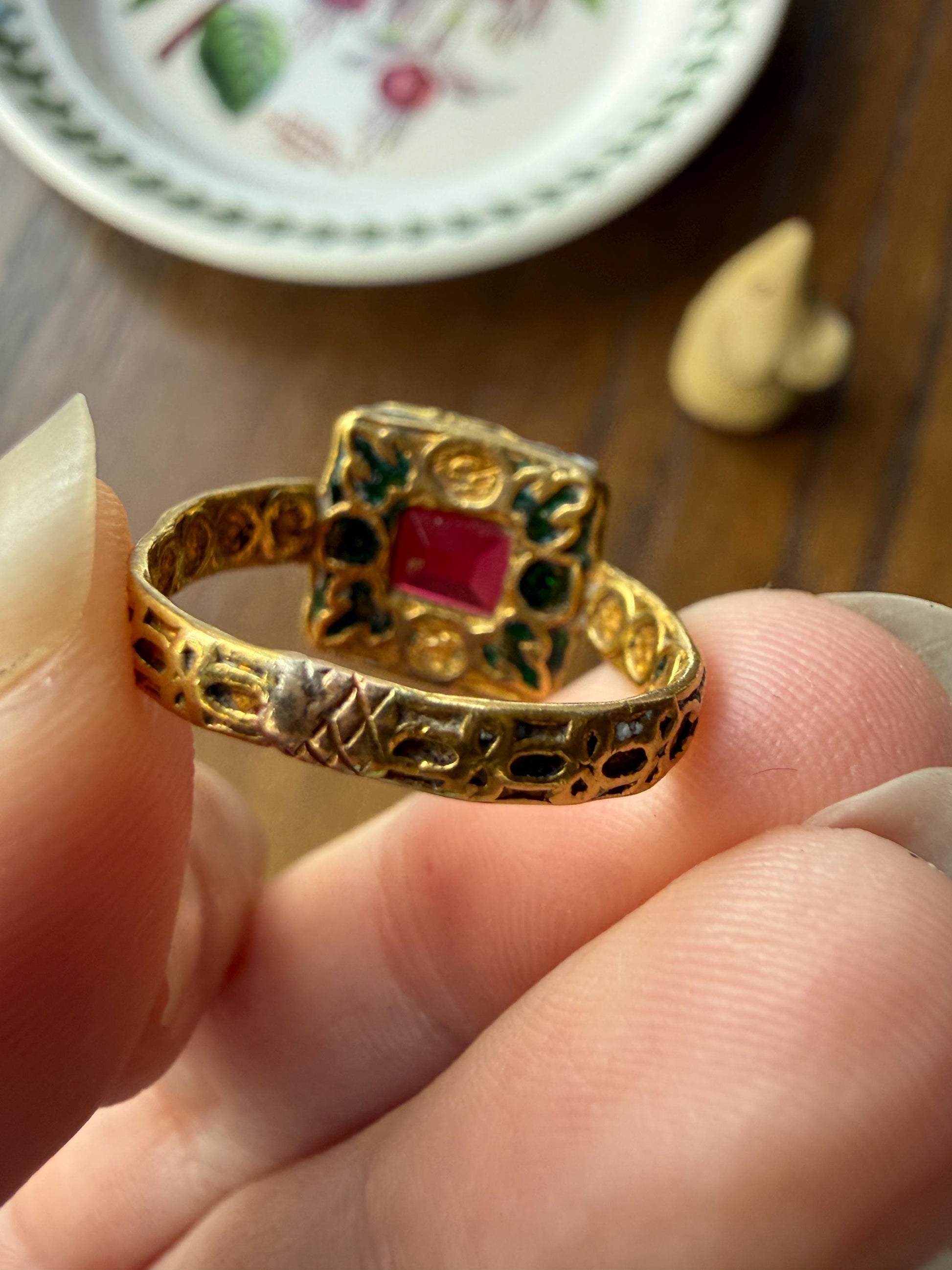 Rare Antique Pyramid Ring Enamel Vibrant Table Cut Red Paste Glass Faux Ruby 18 Gold French Bague Tombeau? Pie Crust Bezel Green Ring Butt