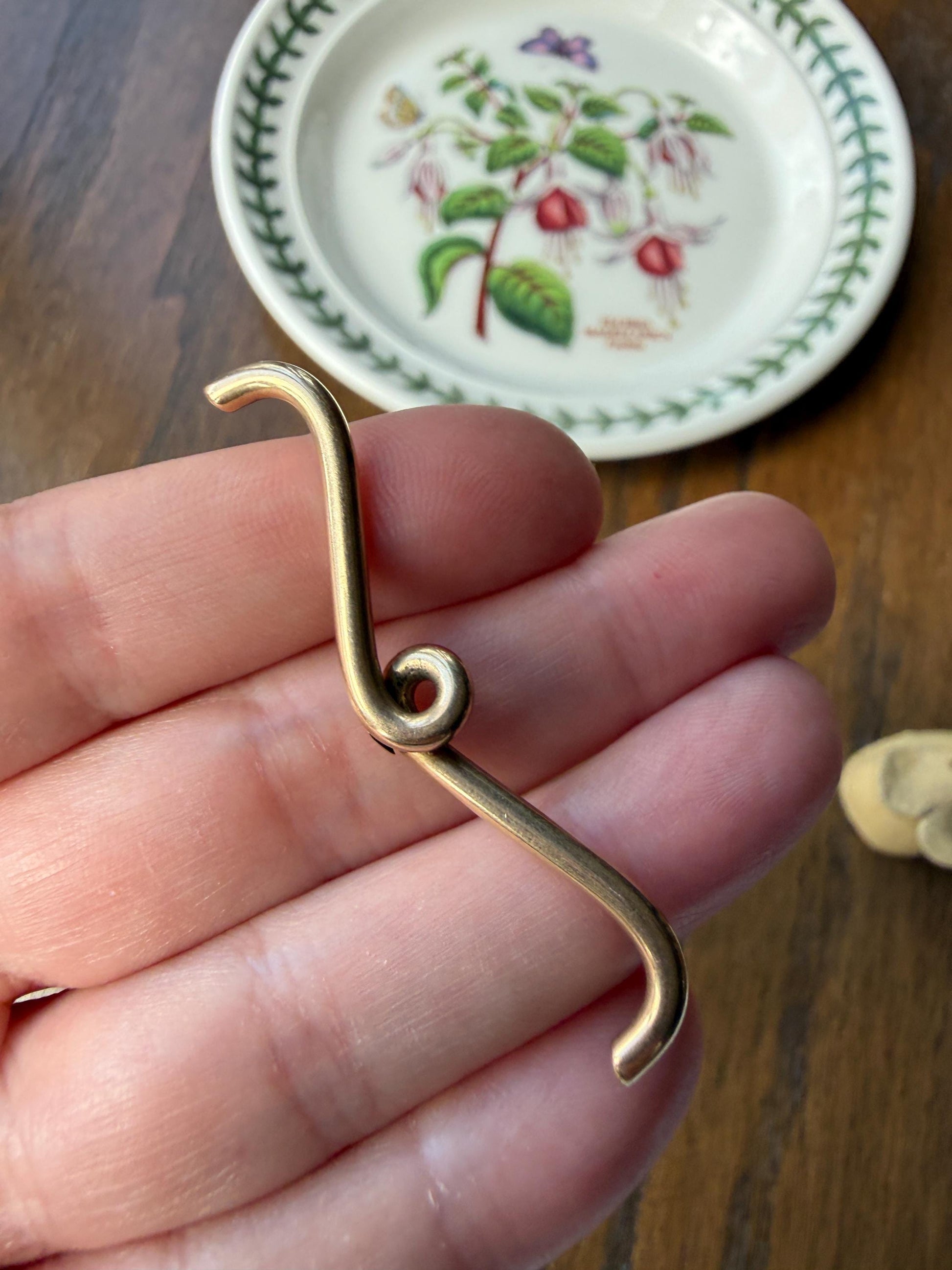 Original Antique SWIRL Curled T Bar Toggle Chunky PENDANT 4.6g 14k Gold Solid Salvaged Parts Findings Albert Watch Chain Neckmess Neckstack
