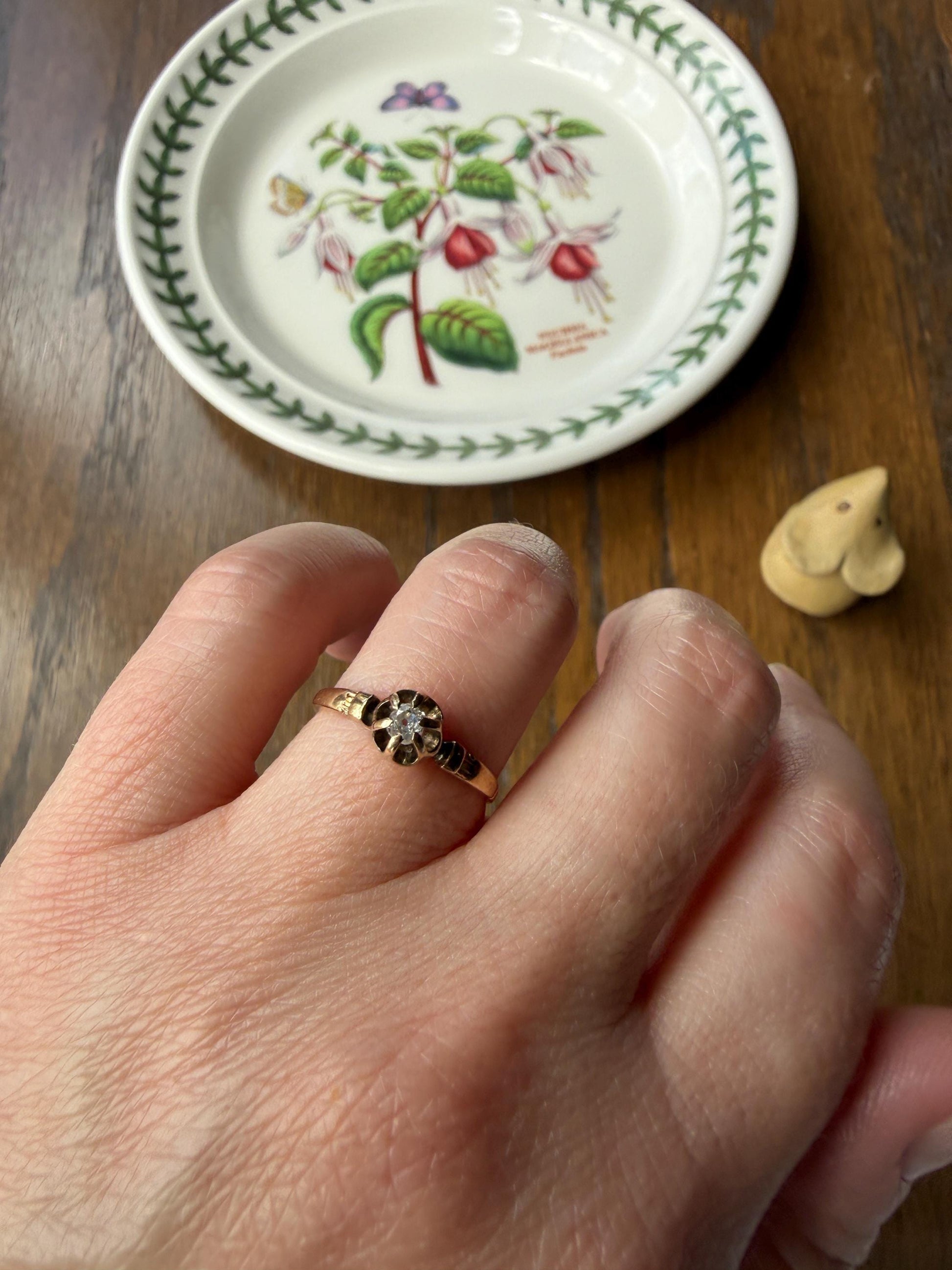 French Antique 18k Gold Old Mine Cut DIAMOND Buttercup Ring Pinky Band Victorian Stacker Solitaire Dainty Minimalist Engagement OMC