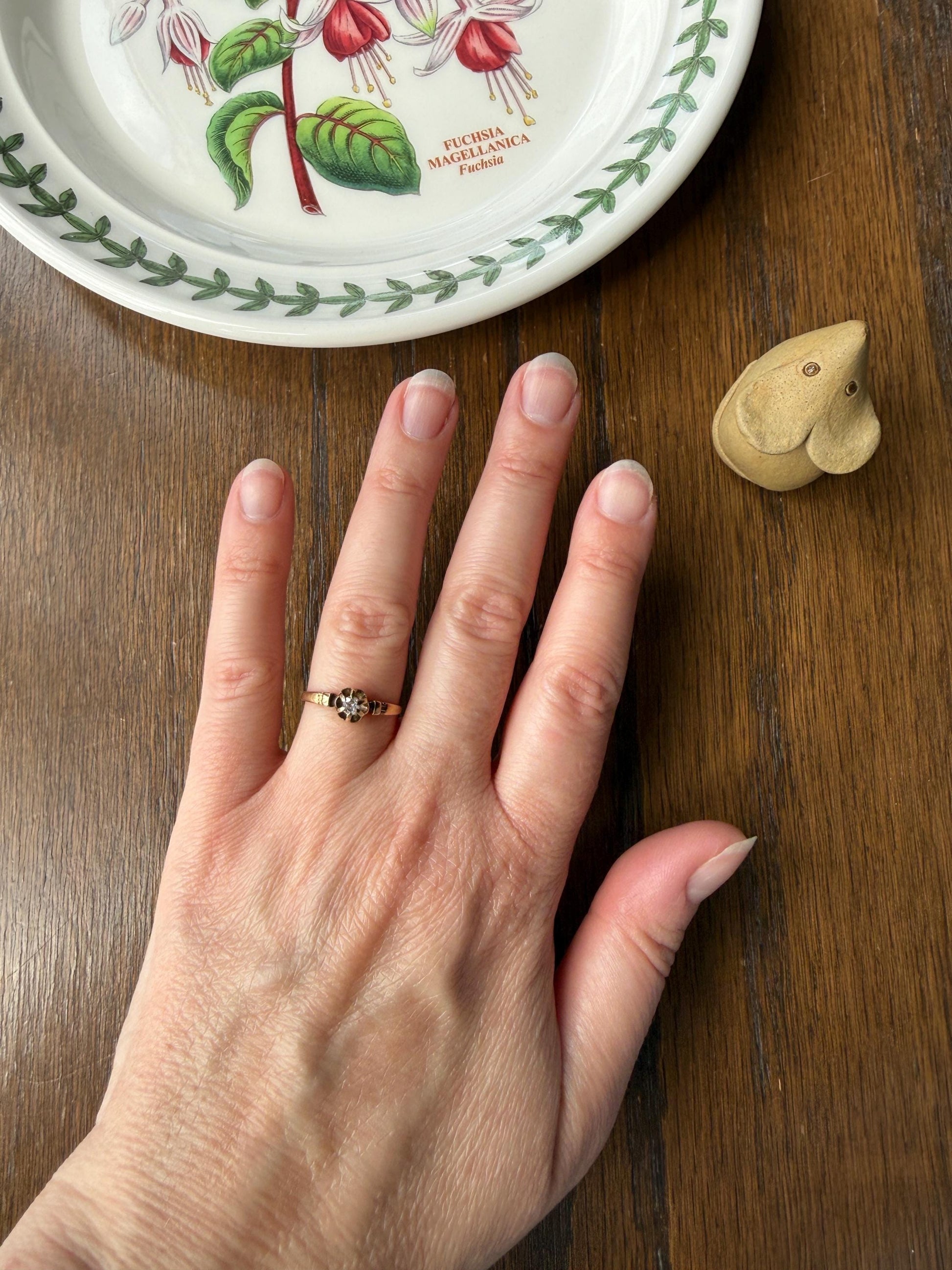French Antique 18k Gold Old Mine Cut DIAMOND Buttercup Ring Pinky Band Victorian Stacker Solitaire Dainty Minimalist Engagement OMC