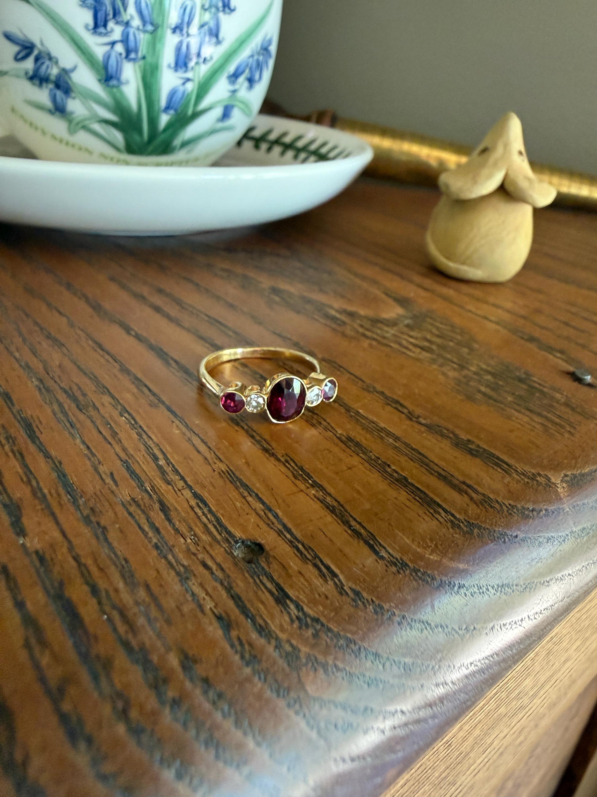 Five Stone RUBY Garnet Natural Old Mine Cut DIAMOND 18k Gold Ring Stacker Band Oval Bezel Set