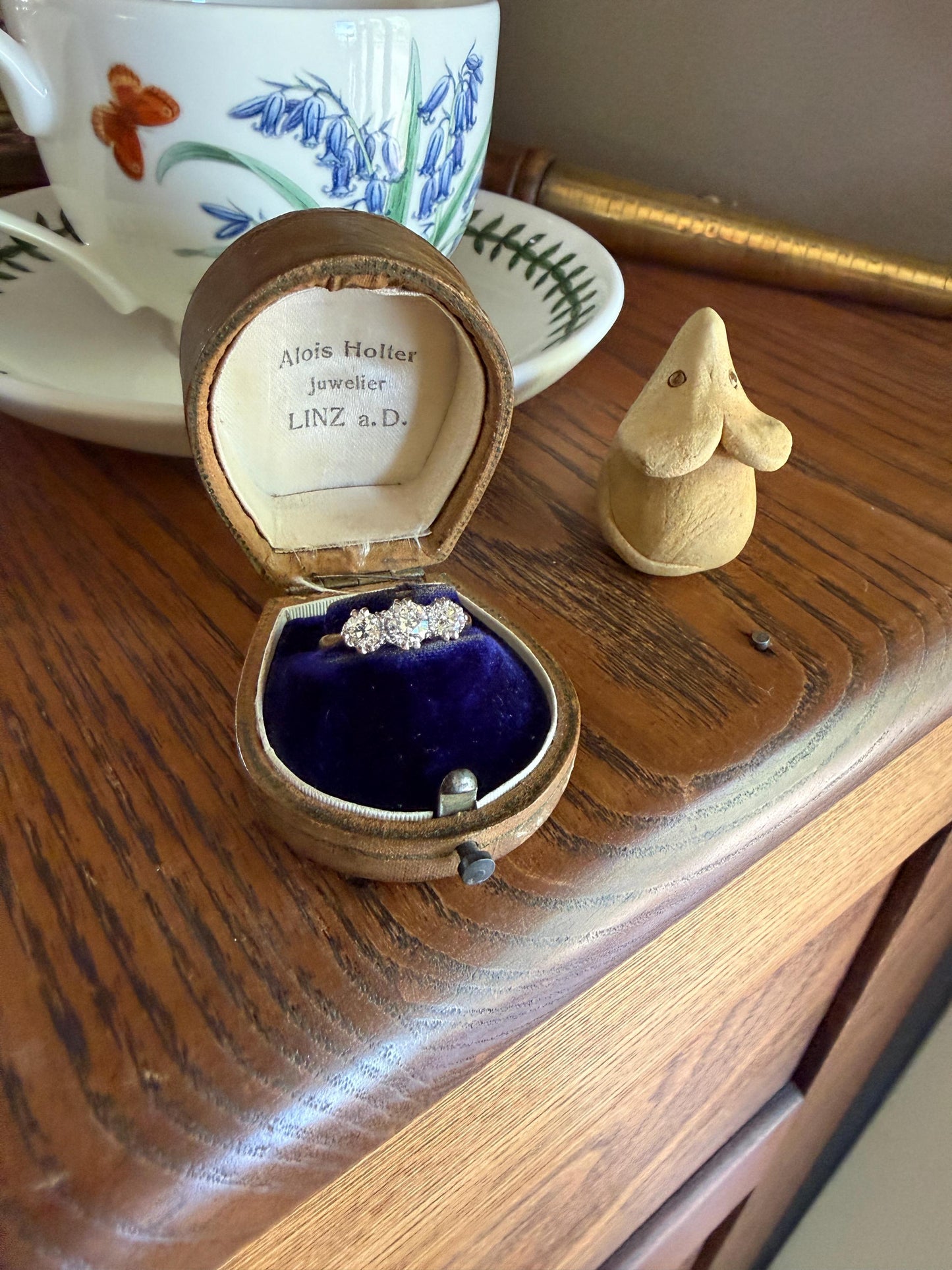 Antique Eye Clean Three Stone 1.1 Carat Old Mine Cut DiAMOND Ring 18k GOLD Stacker Band 1.1Ctw OMC Trilogy Anniversary Wedding Engagement