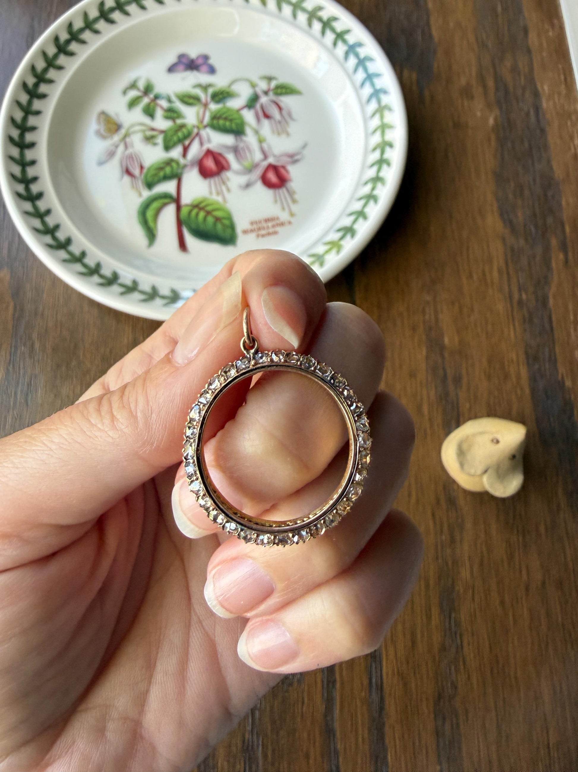 CIRCLE Pendant 32 Rose Cut DIAMOND Encrusted 18k Gold Antique VICTORIAN Figural Halo Frame Round Geometric Old Cut Gift